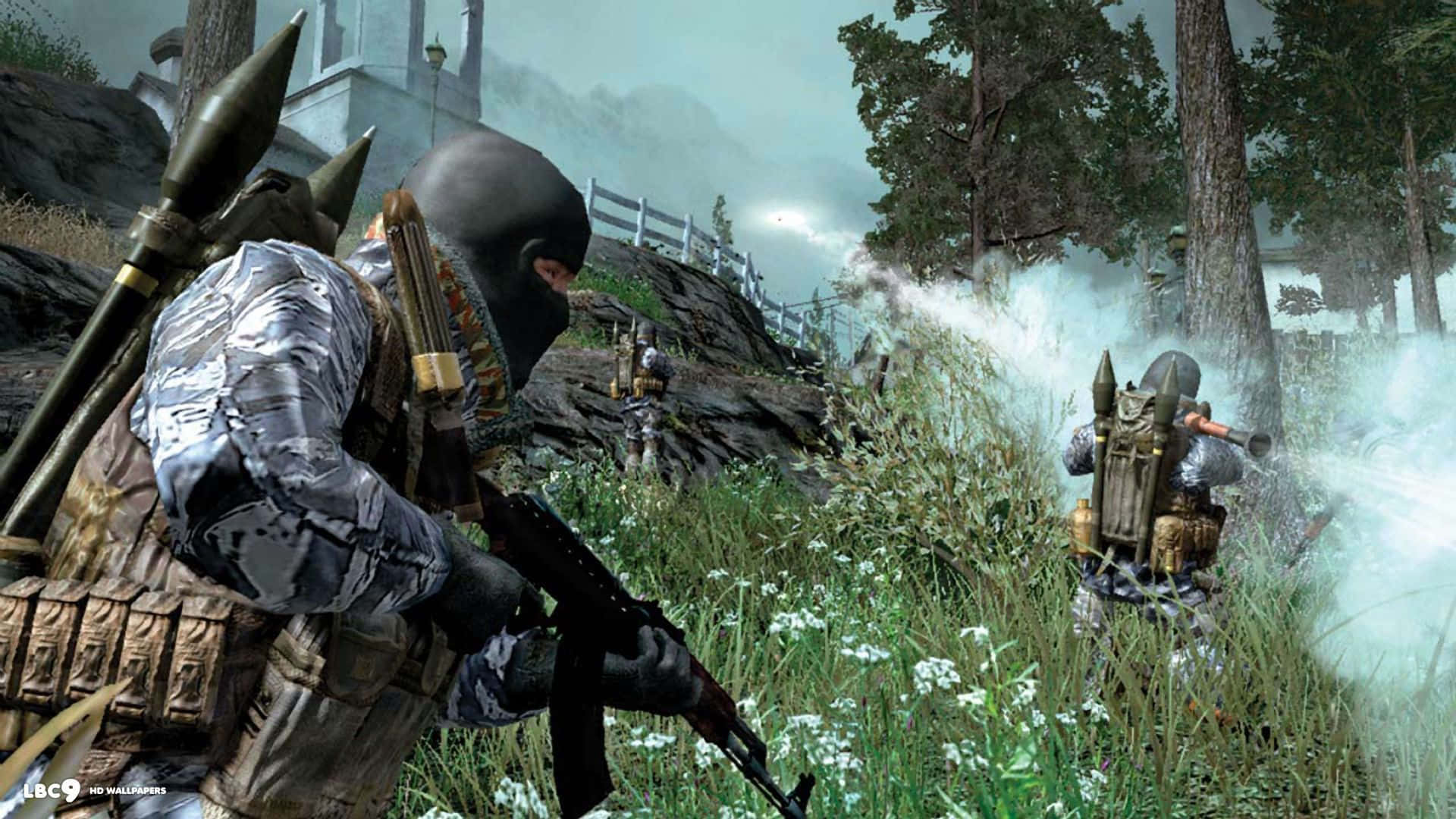 Call Of Duty First Person Shooter 桌布 壁紙 — 穿著迷彩裝備的士兵在草地上前進，開火射擊，周圍煙霧瀰漫。