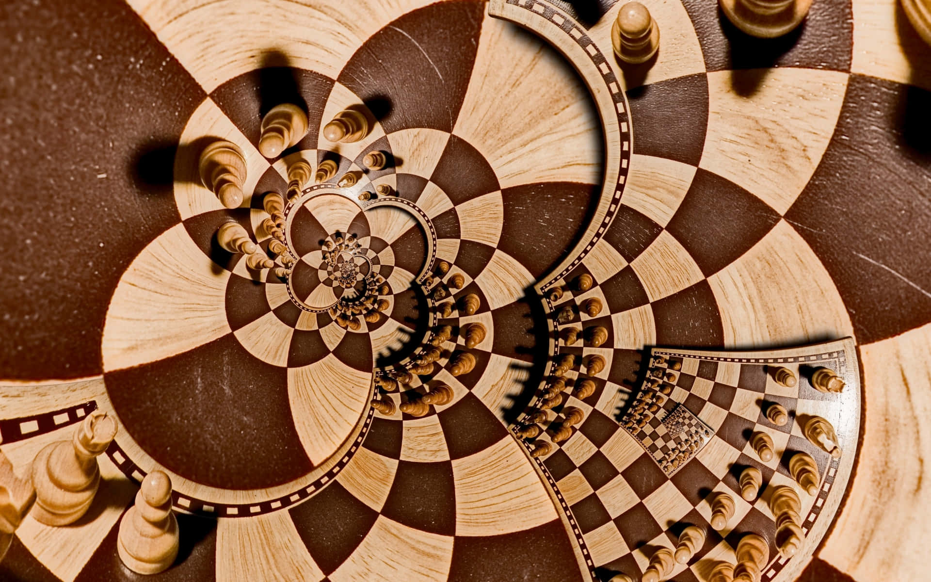 突破極限：體驗極致遊戲樂趣 壁紙 — 一個催眠般的螺旋，由木製國際象棋棋子和棋盤組成，在溫暖的燈光下逐漸消失於無限遠方。