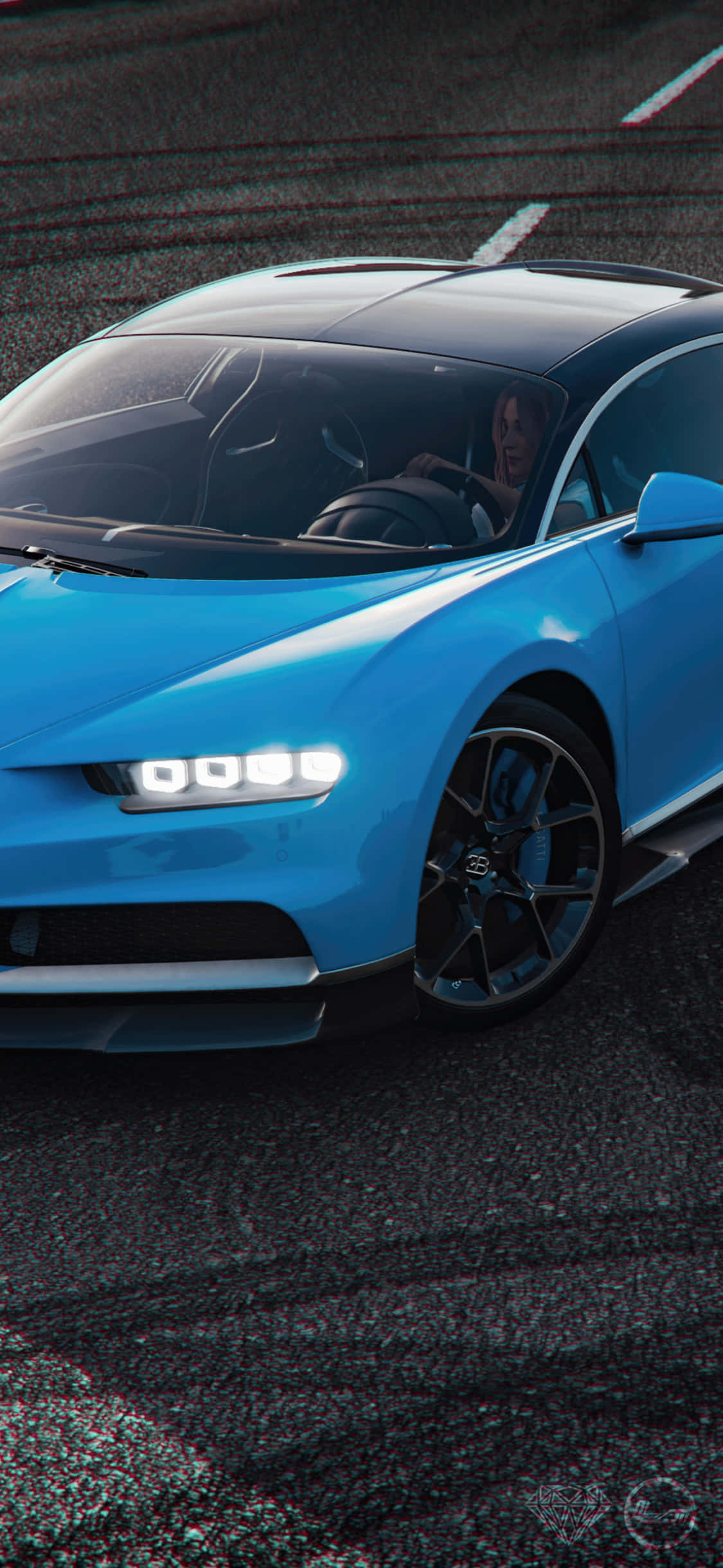 立即體驗《Forza Horizon 4》在 Pixel 3 上的驚心駕馭 壁紙 — 一輛充滿活力的藍色Bugatti跑車，帶有發光的頭燈，停在黑暗的瀝青賽道上，車內可見司機。