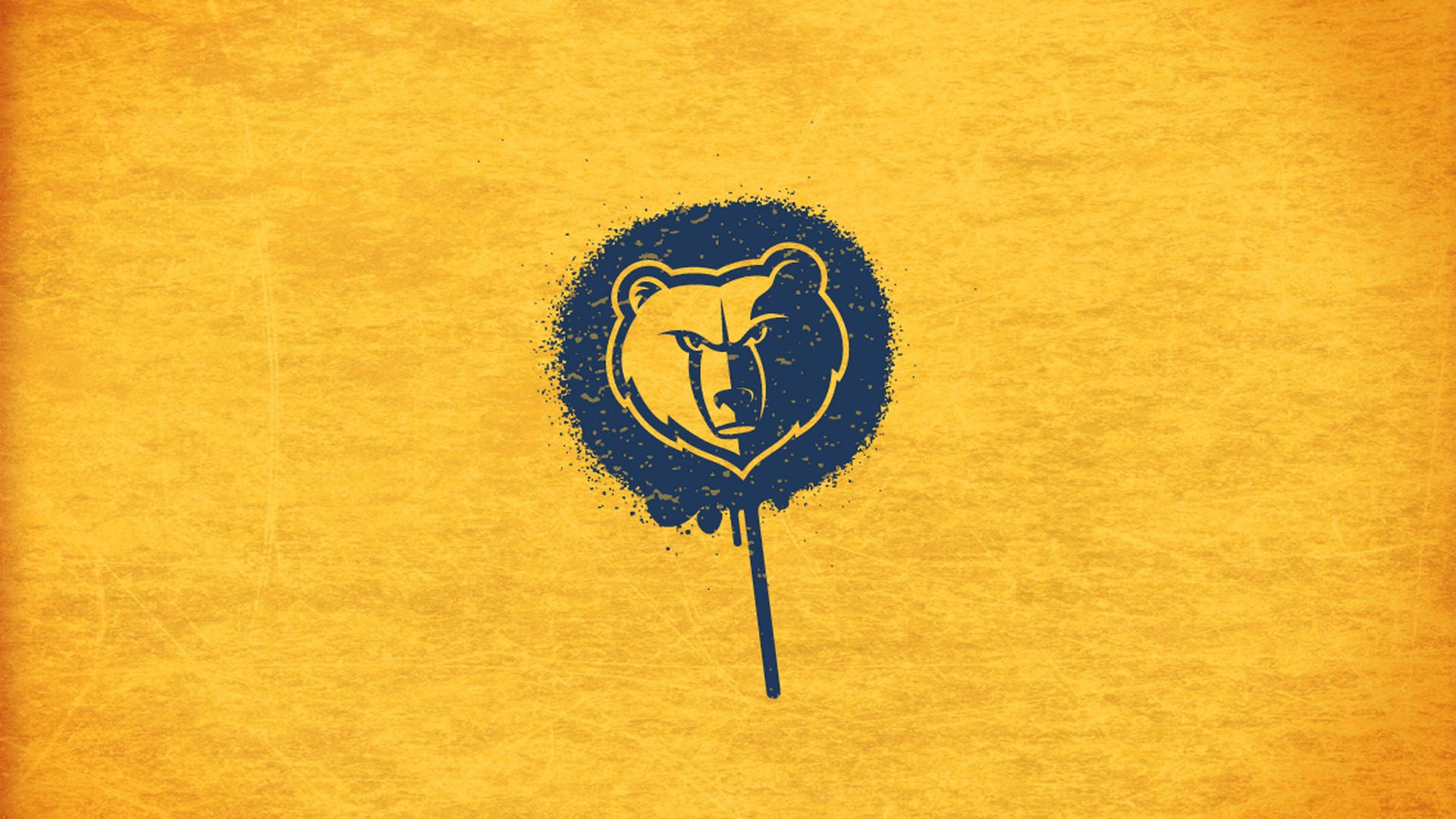 簡約 Memphis Grizzlies 熊頭標誌 壁紙 — 一個兇猛的熊頭標誌，以藍色油漆飛濺在紋理黃色背景上。