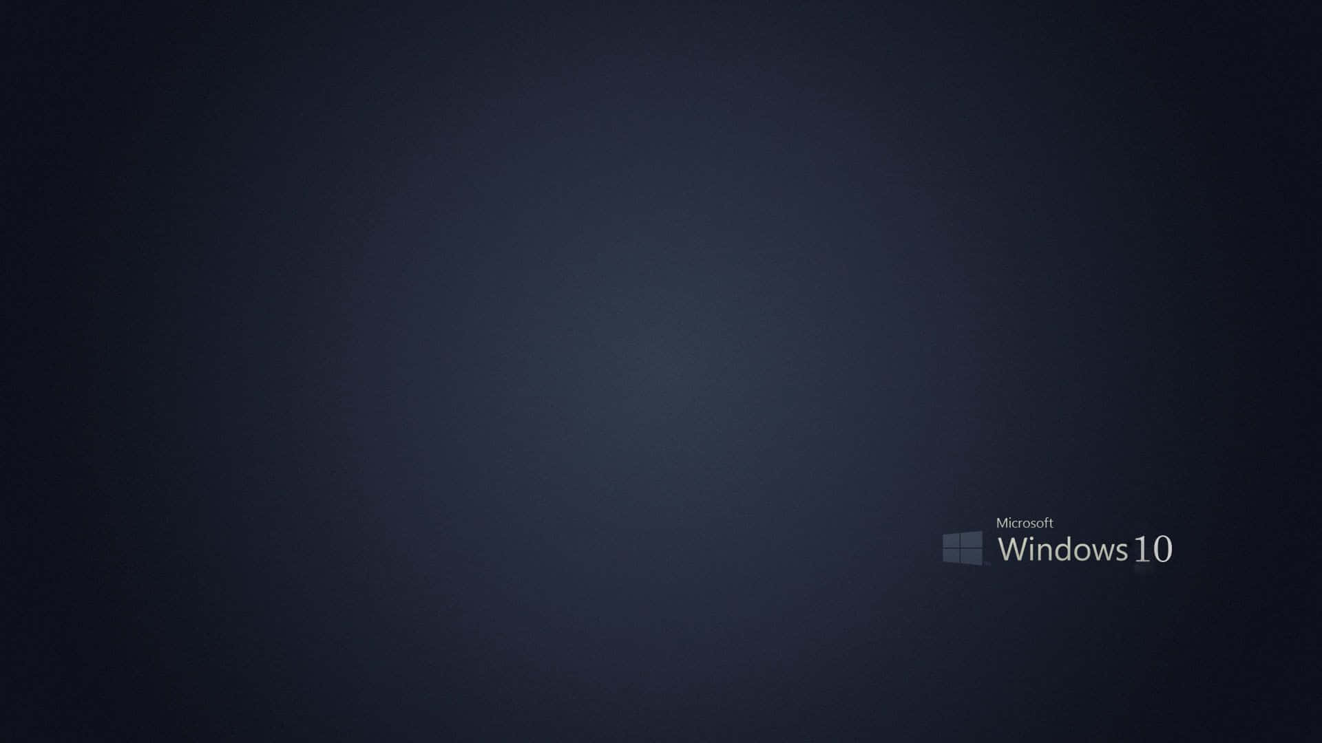 Black Windows 桌布 壁紙 — 簡約深藍色漸變牆紙，右下角有Microsoft Windows 10標誌。