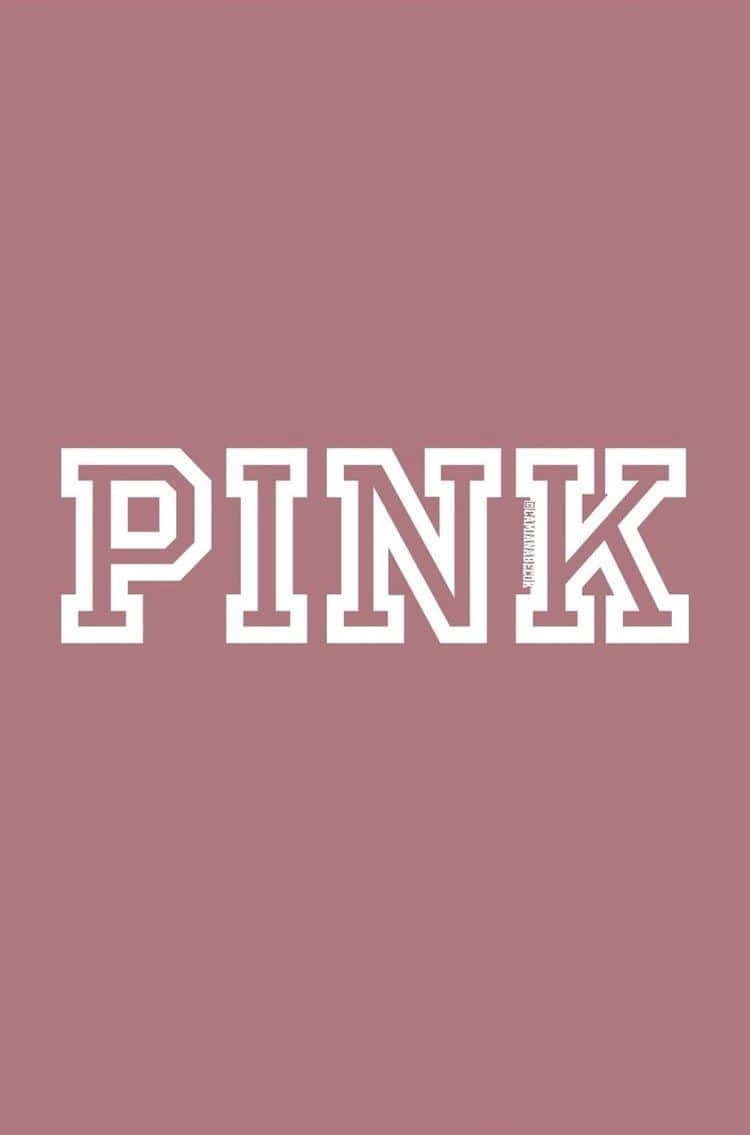 灰玫瑰粉背景上的粗體白色 PINK 文字