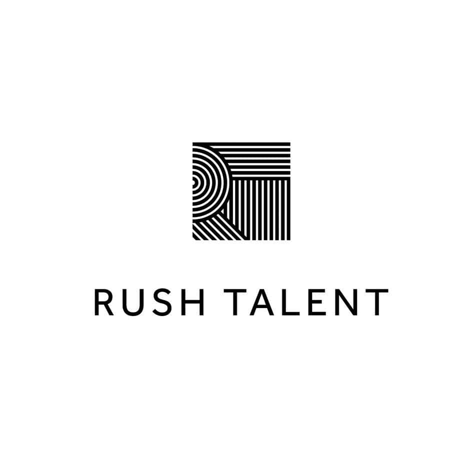 Minimalist Logo 桌布 壁紙 — 簡約黑白標誌，幾何線條和同心圓位於文字 'RUSH TALENT' 上方，背景為純白。