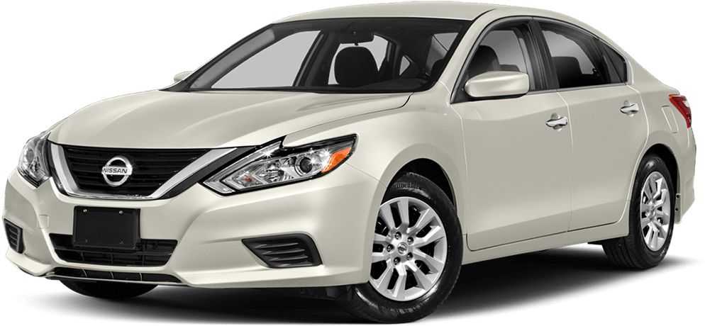 米色日產轎車側面視圖 壁紙 — 一輛時尚的白色日產轎車在工作室燈光下展示，乾淨的黑色背景凸顯其現代設計。