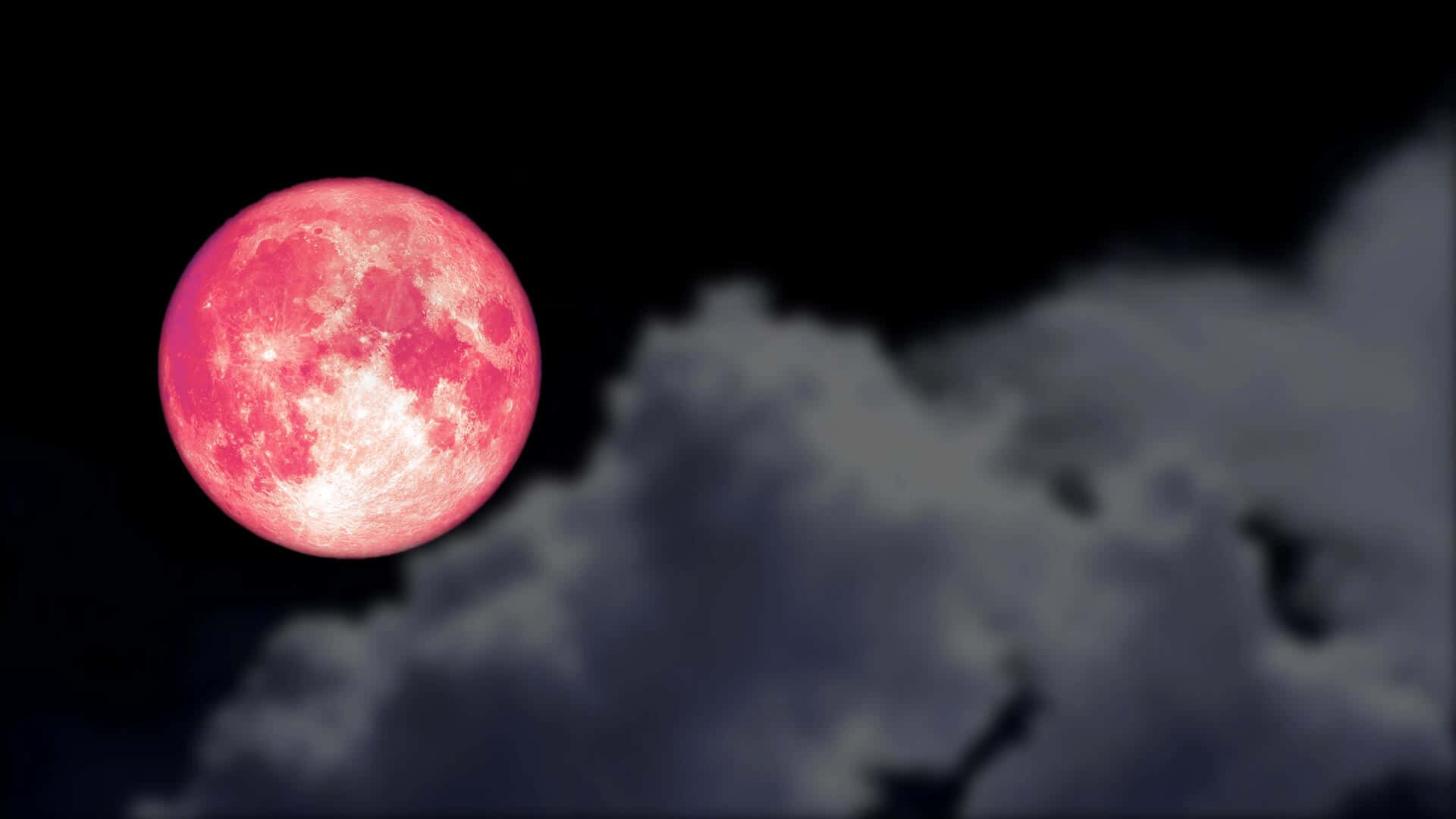 粉紅月亮與灰雲 壁紙