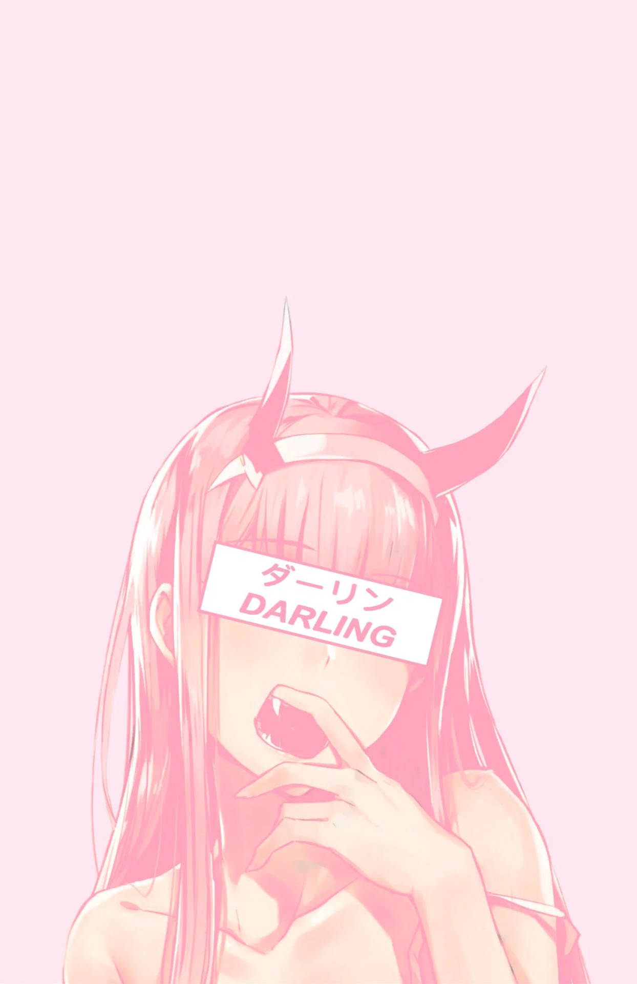 動漫女孩頭上有惡魔角，手持櫻桃，眼睛上有「DARLING」文字。
