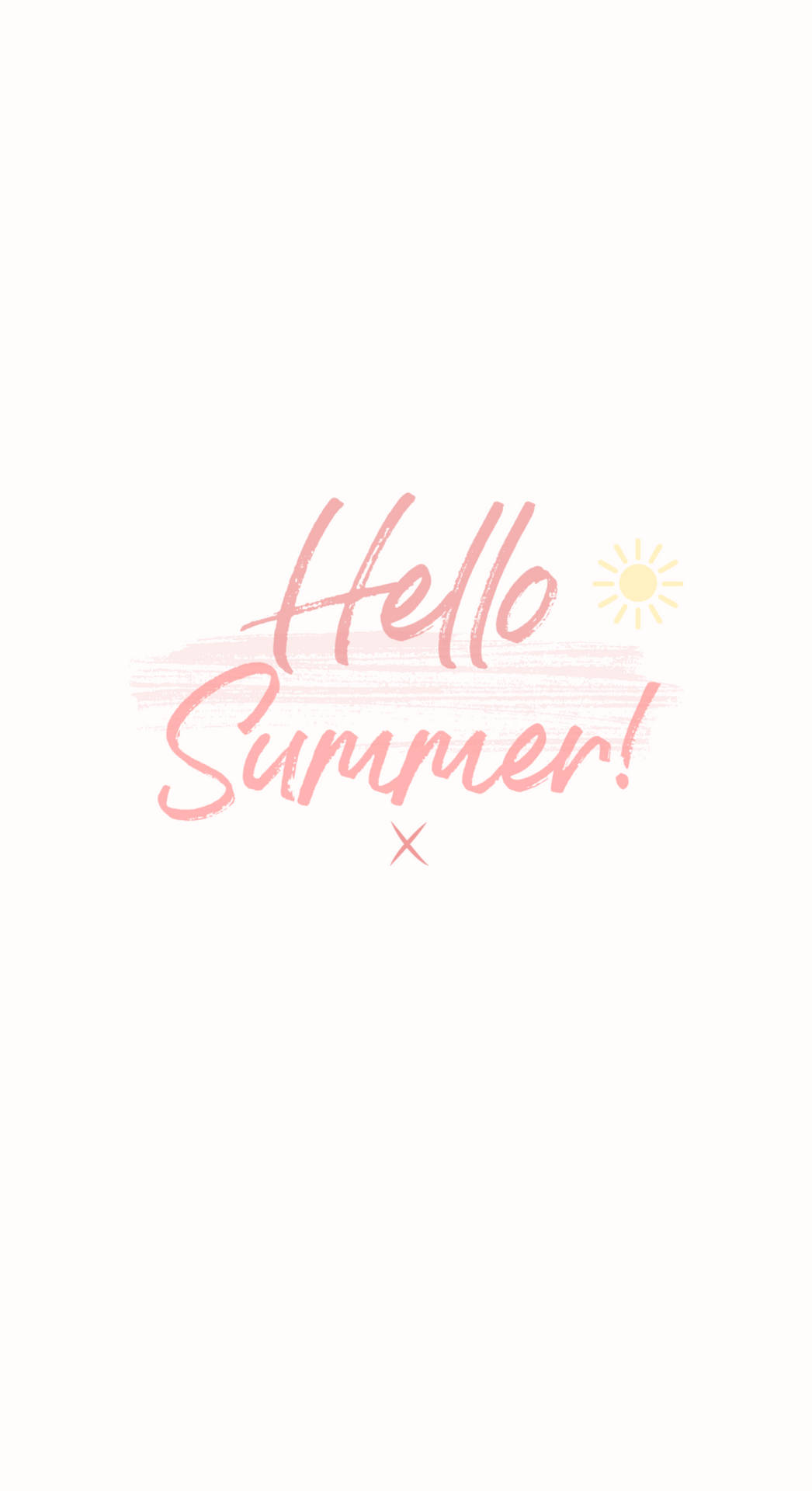 粉紅色「Hello Summer」極簡美學藝術 壁紙 — 淡奶油色背景上，柔軟粉紅色筆觸文字寫著「Hello Summer!」，旁邊有一個小小的黃色太陽。