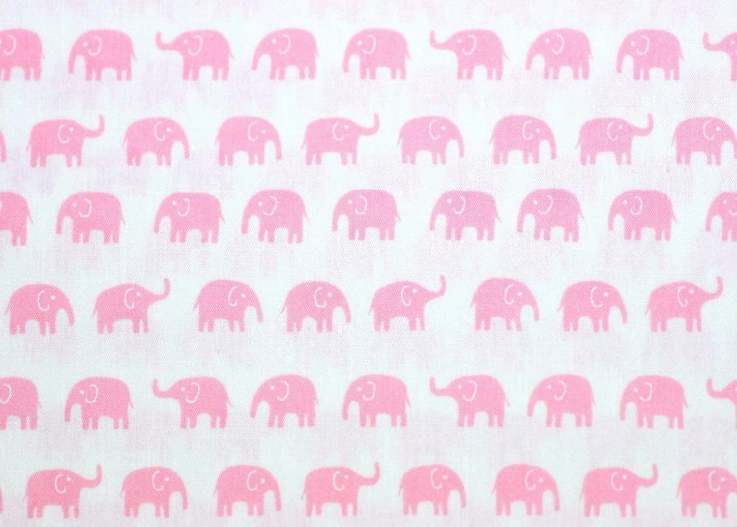 Pink Elephant 桌布 壁紙 — 粉紅色卡通大象在柔軟的白色布料背景上重複排列。