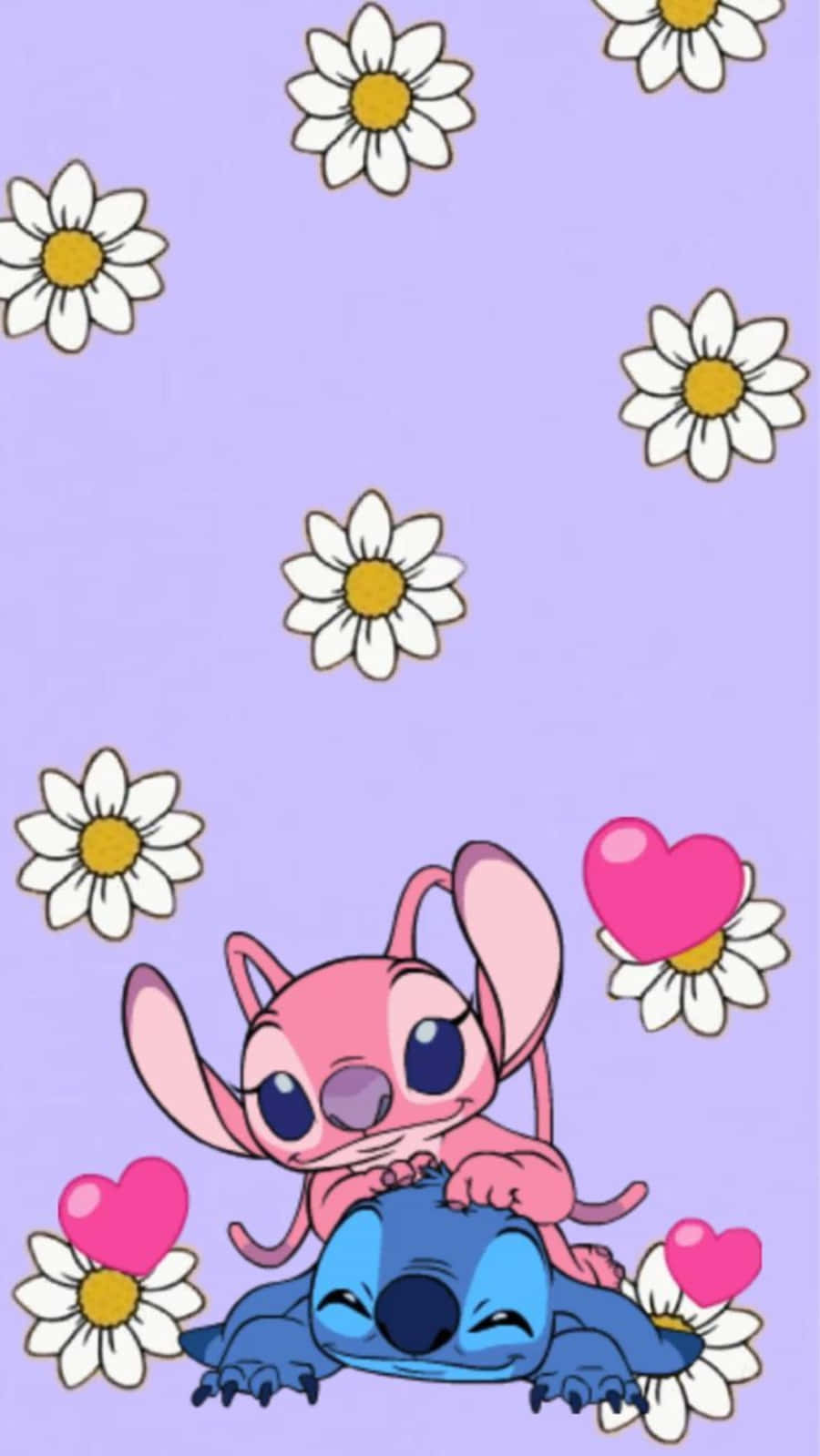 Love Stitch And Angel 桌布 壁紙 — 粉紅色史迪奇喺薰衣草背景上，喺漂浮嘅雛菊同心心下面擁抱藍色史迪奇。