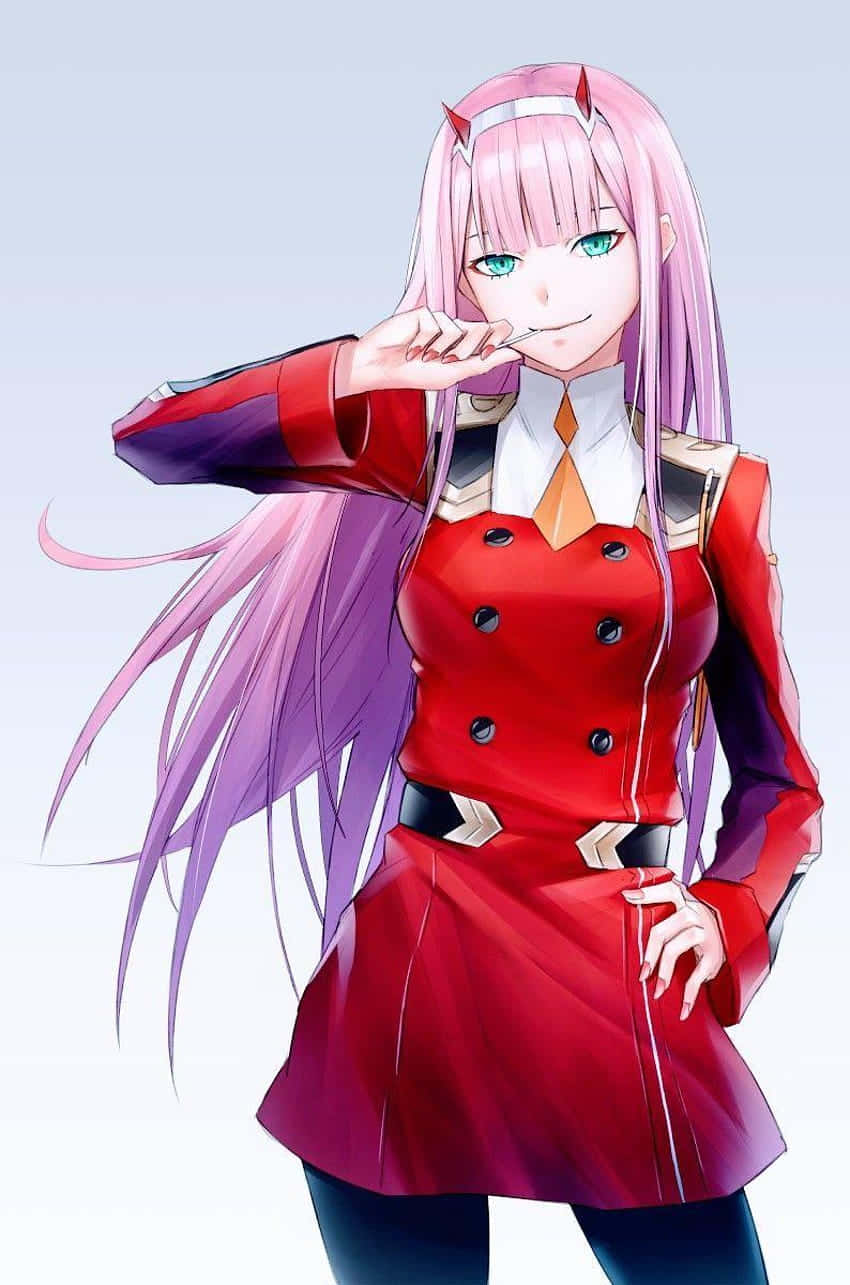 《Darling in the FranXX》 壁紙 — 粉紅色頭髮的動漫女孩穿著紅色軍裝，微笑著拿著香煙。