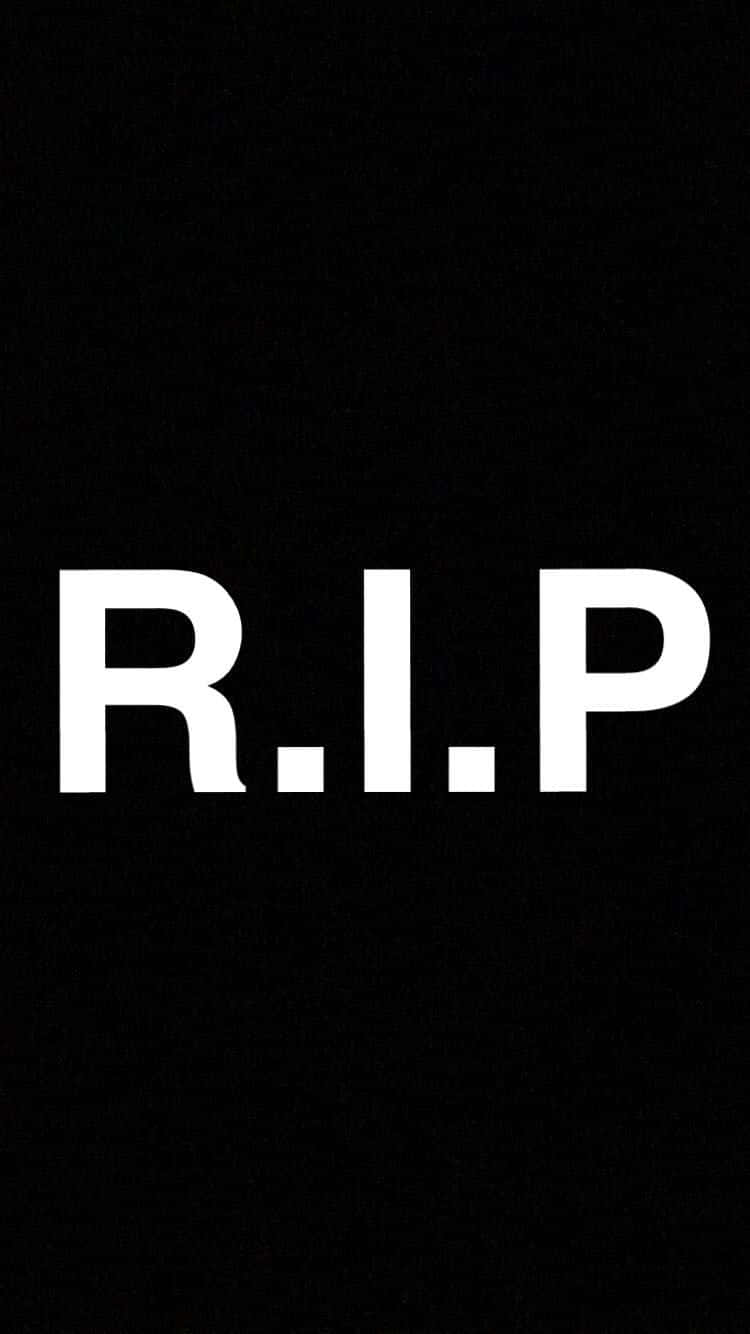 Rip 桌布 壁紙 — 粗體白色 R.I.P. 文字居中於帶紋理的黑色背景上，形成強烈對比。