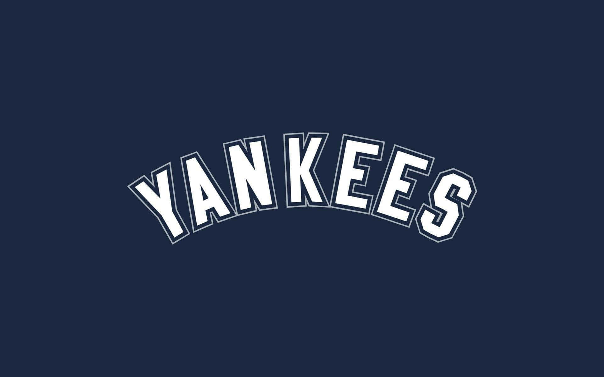 洋基隊 桌布 壁紙 — 粗體白色拱形 'YANKEES' 文字在純海軍藍背景上突出顯示。