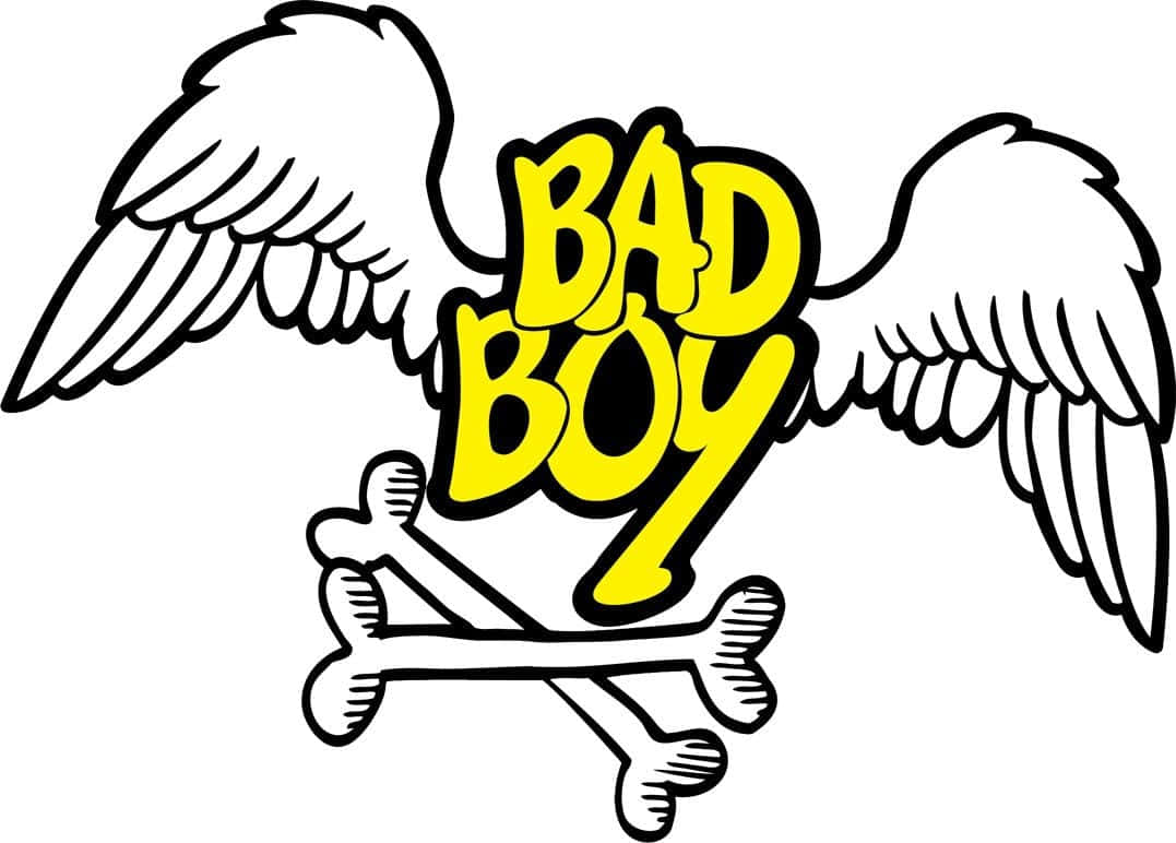 壞男孩 桌布 壁紙 — 粗體黃色 'BAD BOY' 文字，帶黑色輪廓，兩側有白色翅膀和交叉骨頭，卡通風格。