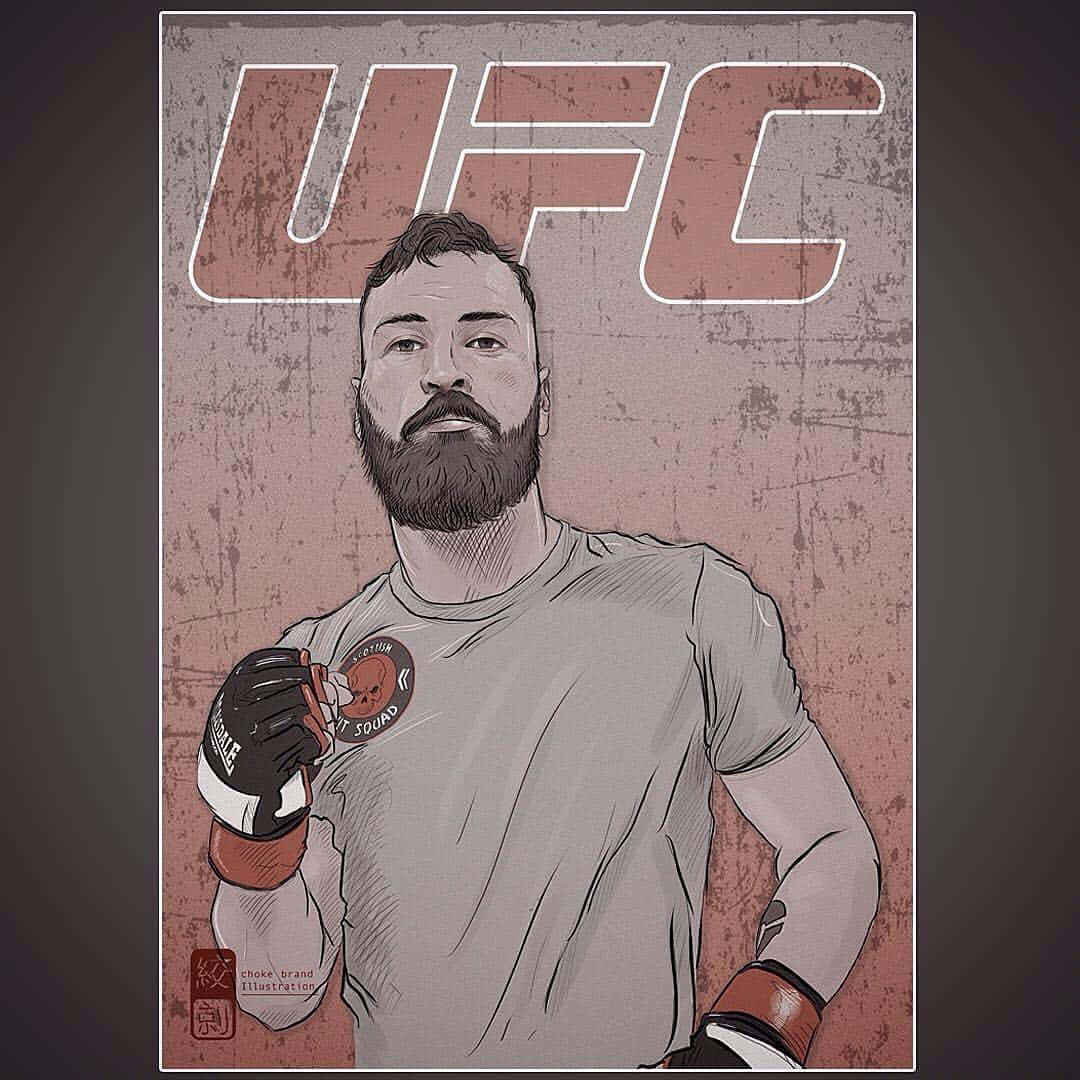UFC拳手留鬍鬚、戴手套，以插畫風格呈現，背景為有紋理的粉紅牆壁。