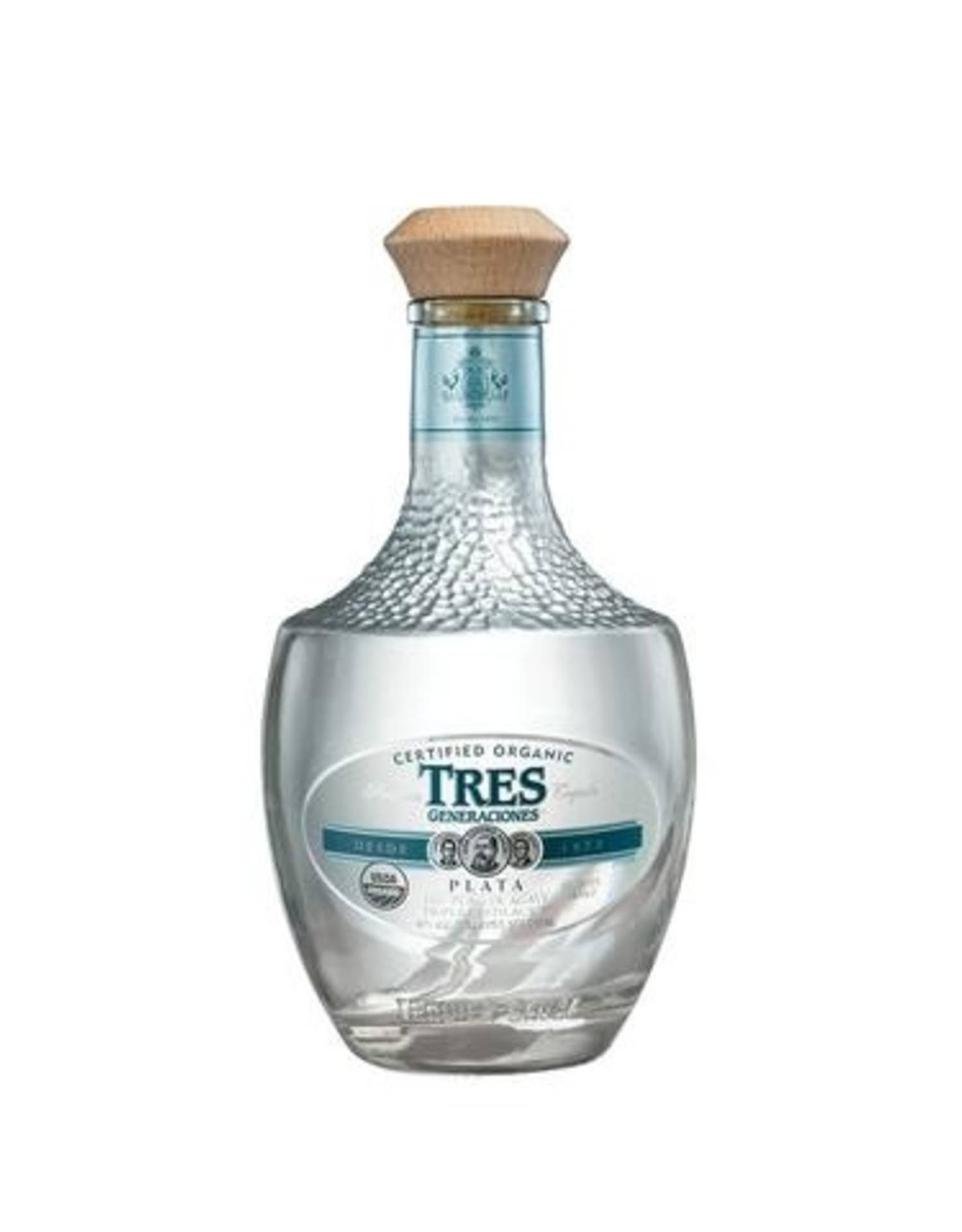 經認證的有機Tres Generaciones Peata龍舌蘭酒瓶，帶木蓋。