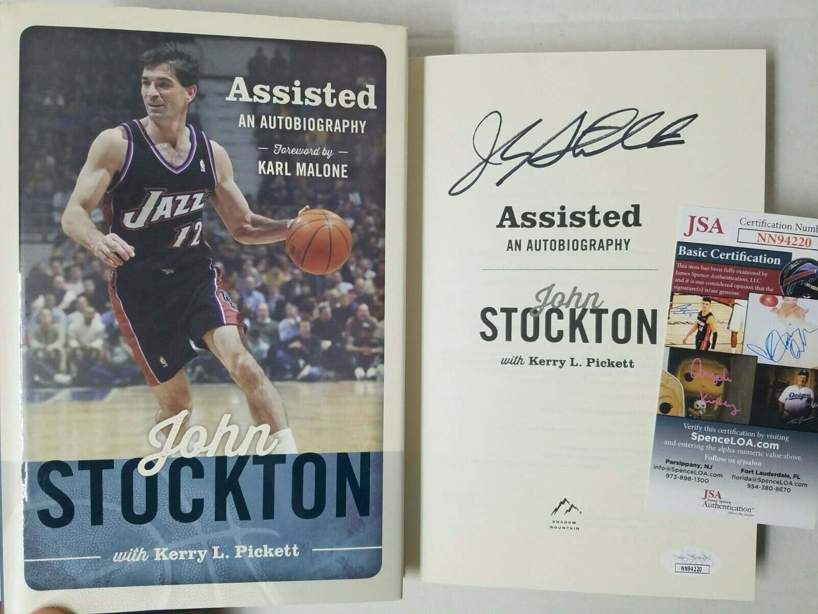 附有JSA認證貼紙的John Stockton簽名自傳。