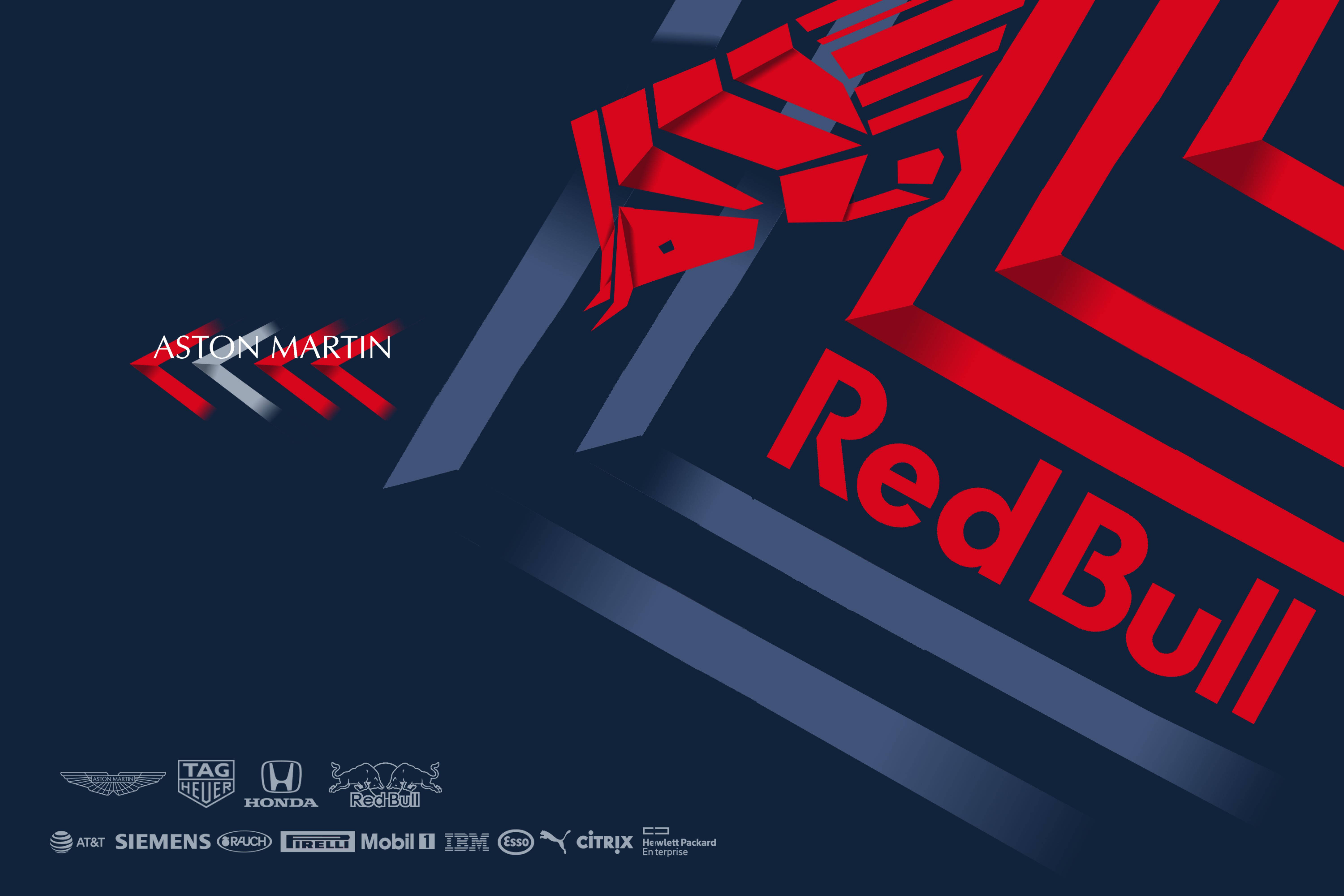 紅牛阿斯頓馬丁 壁紙 — 大膽的紅藍幾何標誌設計，以 Red Bull 和 Aston Martin 為特色，並在深色背景上展示贊助商標誌。