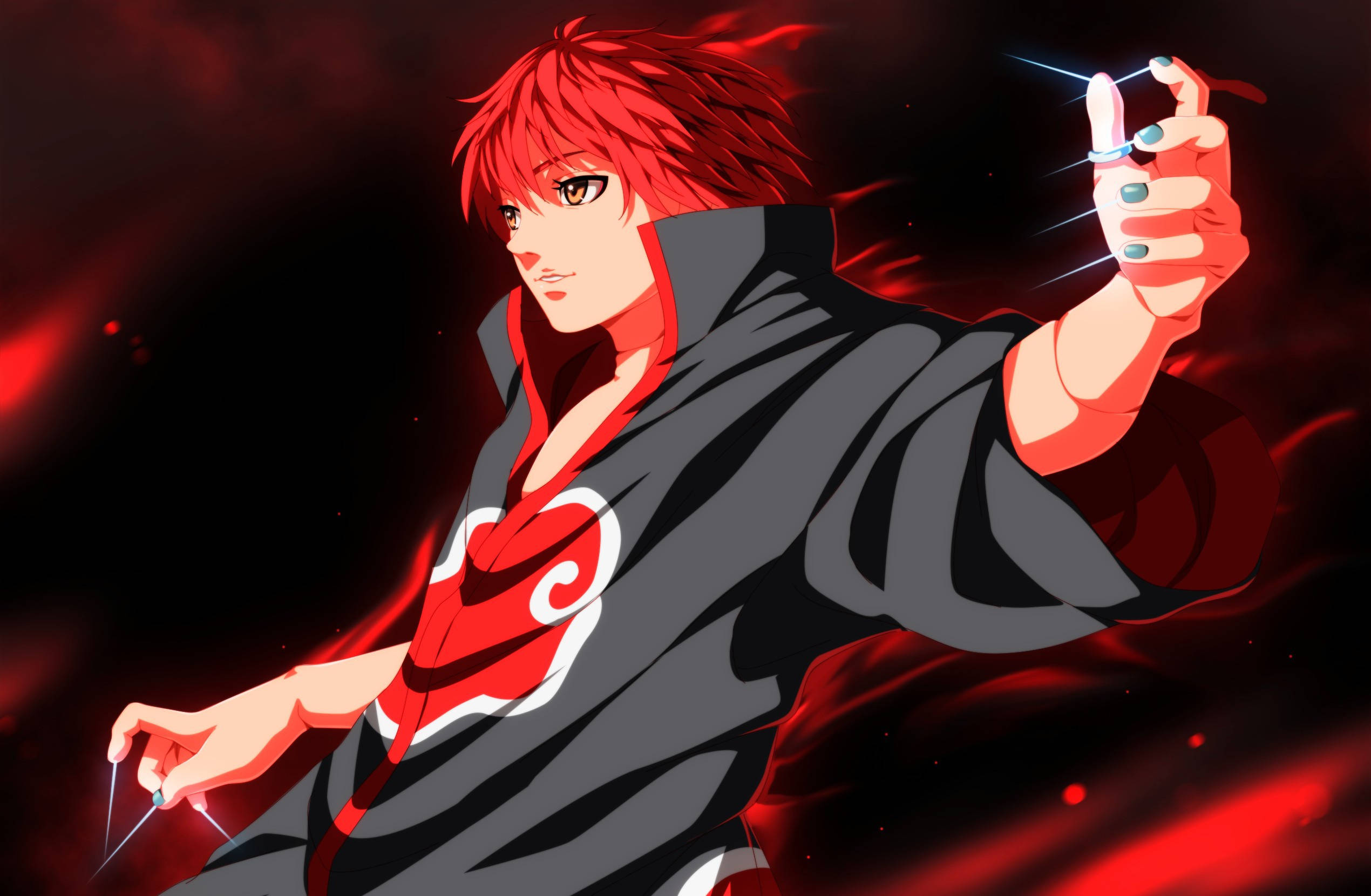 紅色 Sasori 風之忍者查克拉線 壁紙 — 一個紅髮動漫角色，身穿帶有紅色雲紋的黑色斗篷，在深紅色背景前從手指引導發光能量。