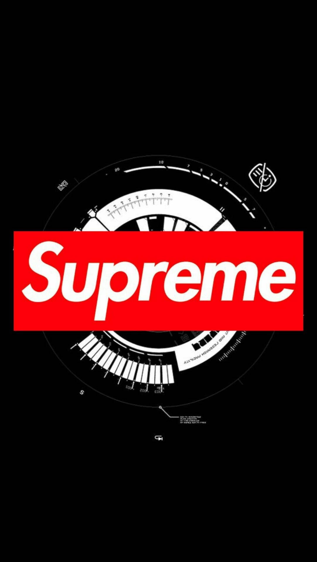 Supreme標誌搭配圓形儀表設計，黑色背景