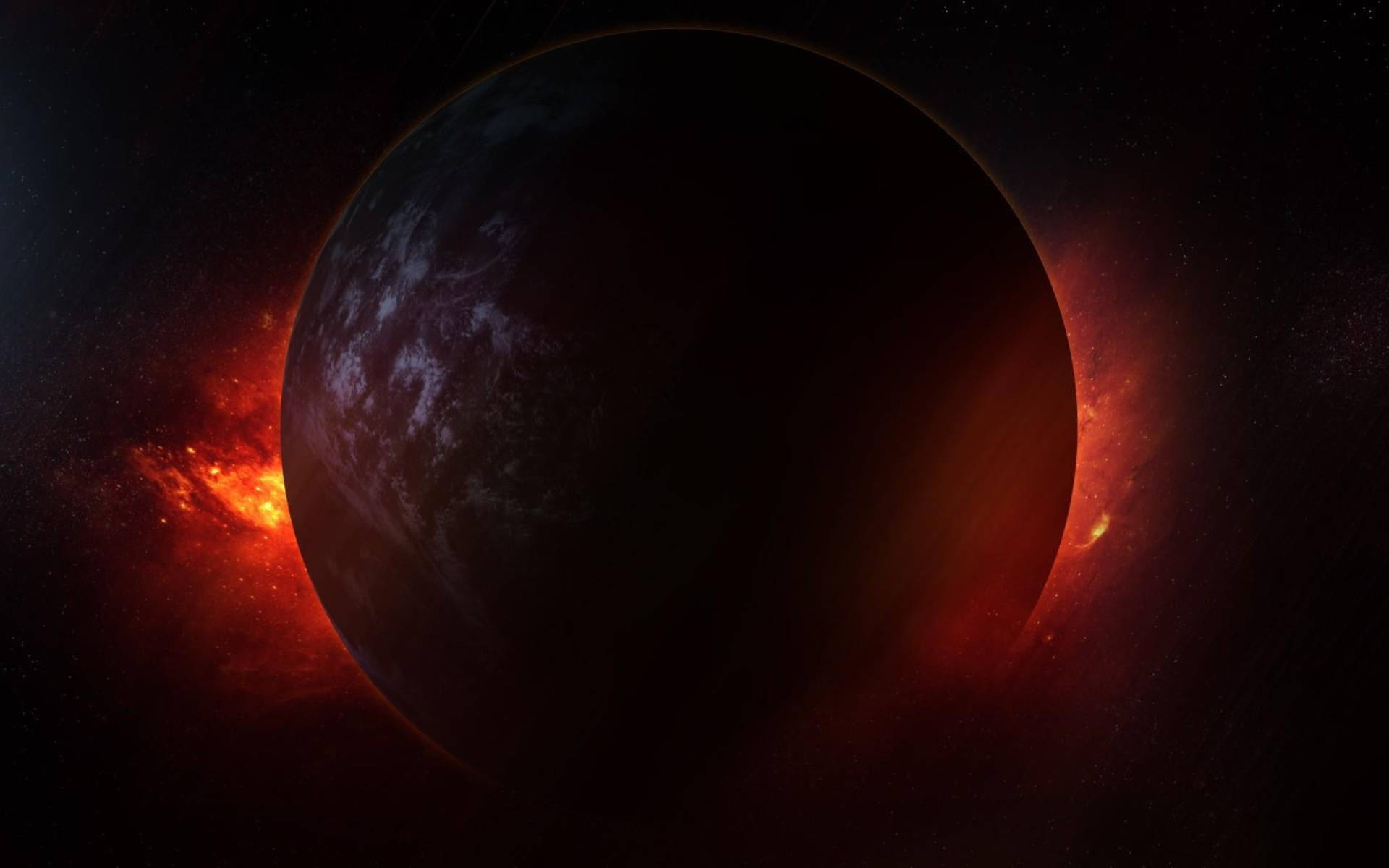 紅色宇宙中的黑色行星 壁紙 — 一顆黑暗的行星被熾熱的星雲遮蔽，星雲在繁星點點的宇宙背景下發出橙色和紅色的光芒。