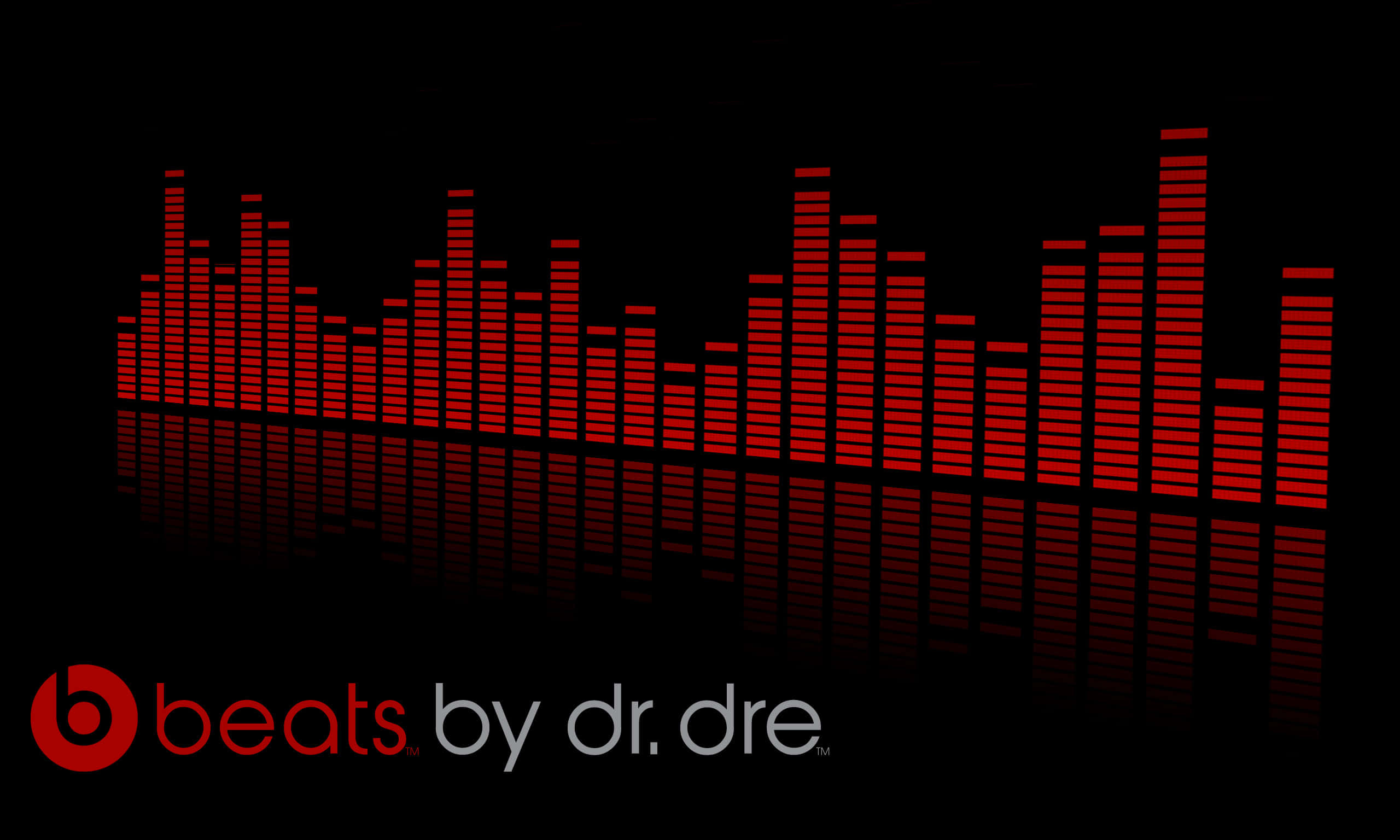 Beats 桌布 壁紙 — 紅色發光均衡器條在黑色背景上脈動，左下角有 Beats by Dr Dre 標誌。