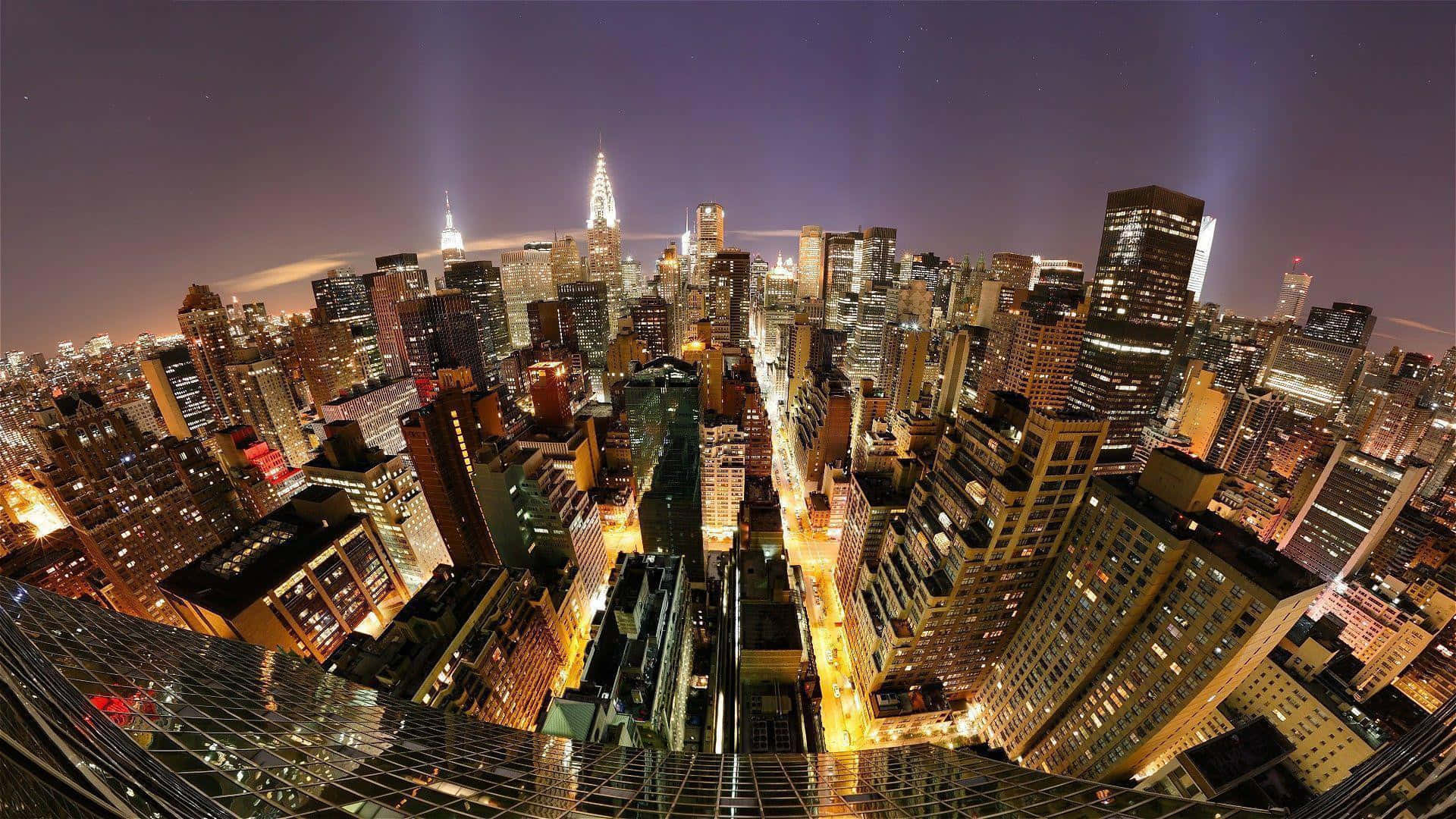 3d City 桌布 壁紙 — 紐約市夜景的魚眼視角，閃爍的摩天大樓和星空。