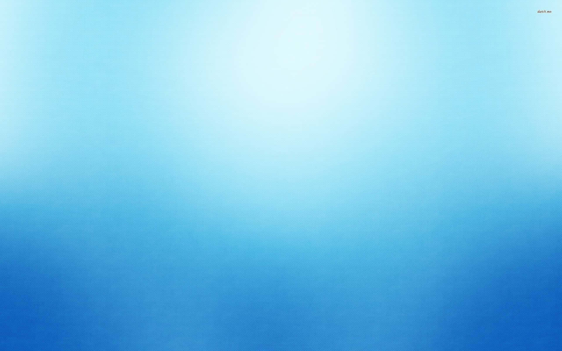 柔和藍色漸變背景，光線從中心向外輻射。