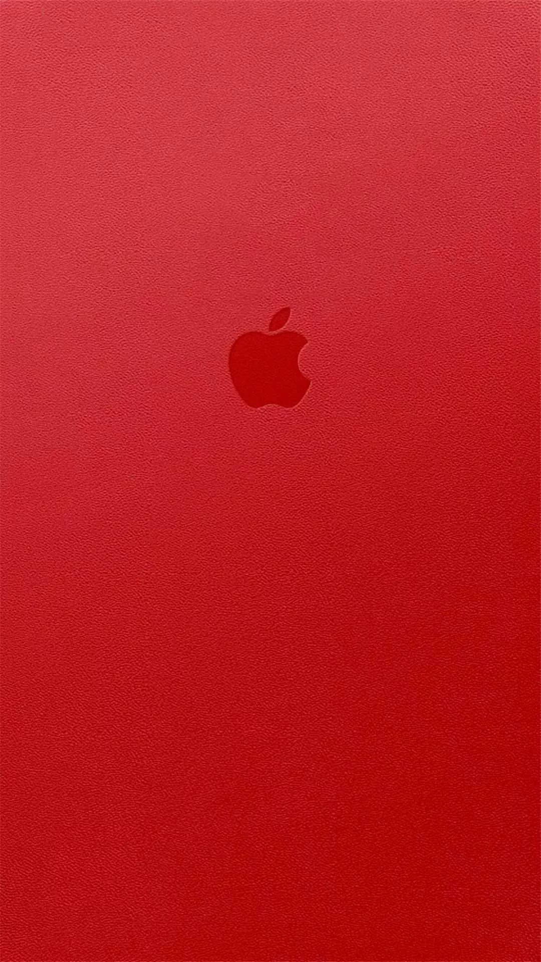 紅色紋理背景，中央有Apple標誌
