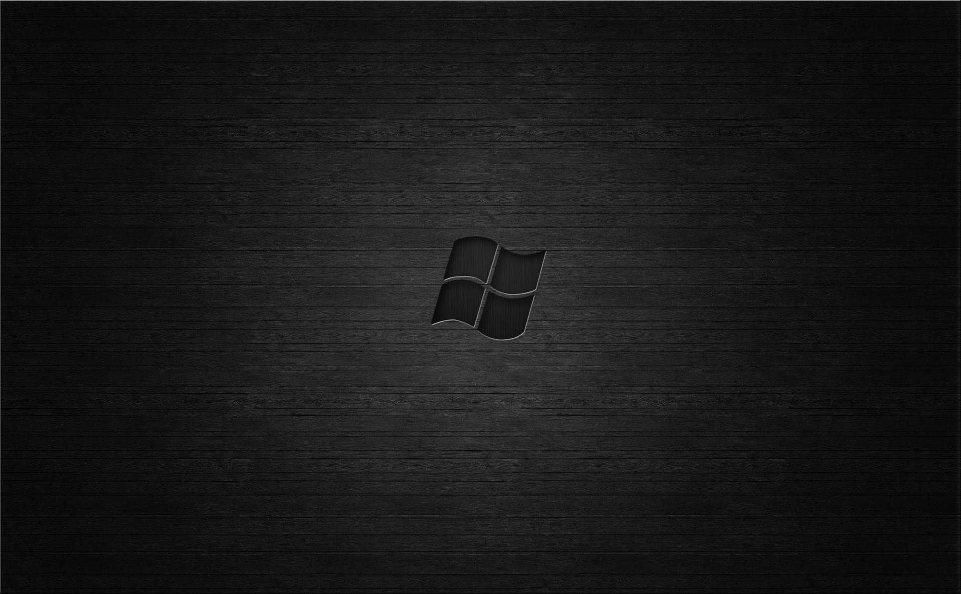深色木質背景上的Windows標誌