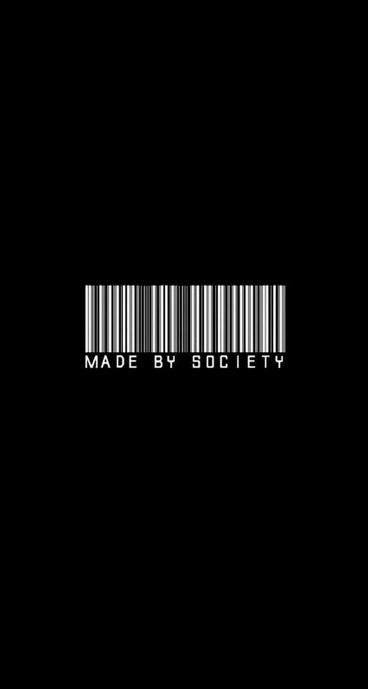 Barcode Scanning 桌布 壁紙 — 純黑色背景上有一個白色條碼，下方中央有「made by society」文字。