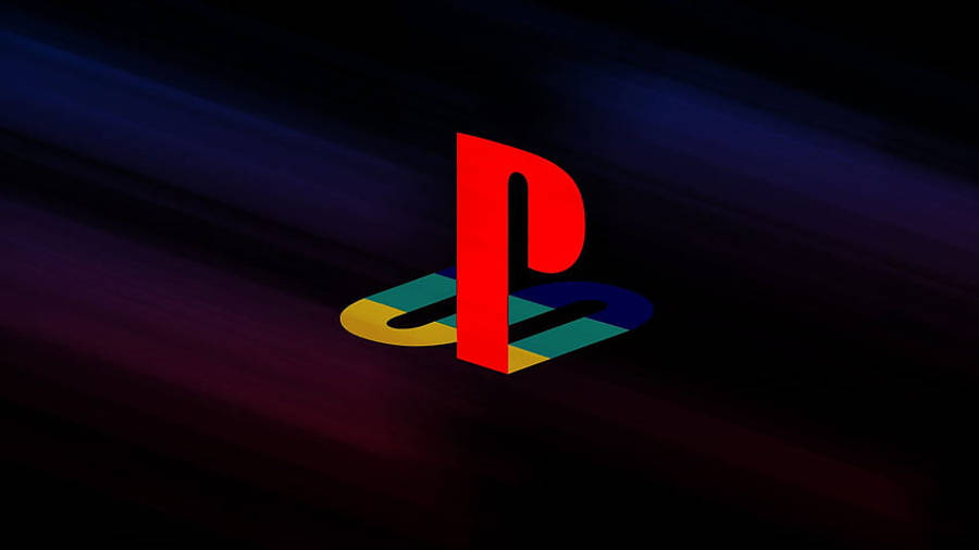 索尼 PS5 標誌特寫 壁紙 — 發光的紅色PlayStation標誌在深藍色和紫色條紋的深色漸變背景上脫穎而出。