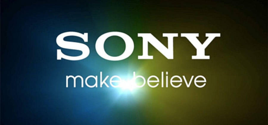 索尼標誌漸層背景 壁紙 — Sony 標誌帶有 'make believe' 文字，在深色漸變背景上發光，並帶有鏡頭光暈。