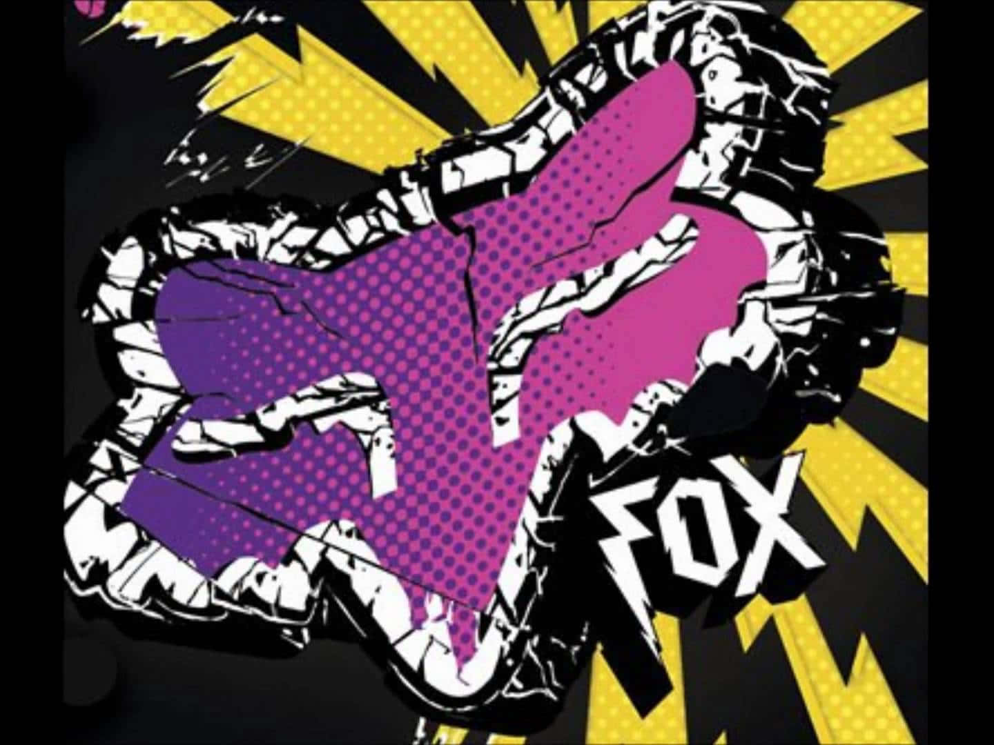 紫到靛藍漸層 Fox Racing 標誌 壁紙 — 一隻帶有白色裂紋和圓點的風格化紫色狐狸，從黃黑條紋背景中爆發出來，帶有粗體漫畫字體。