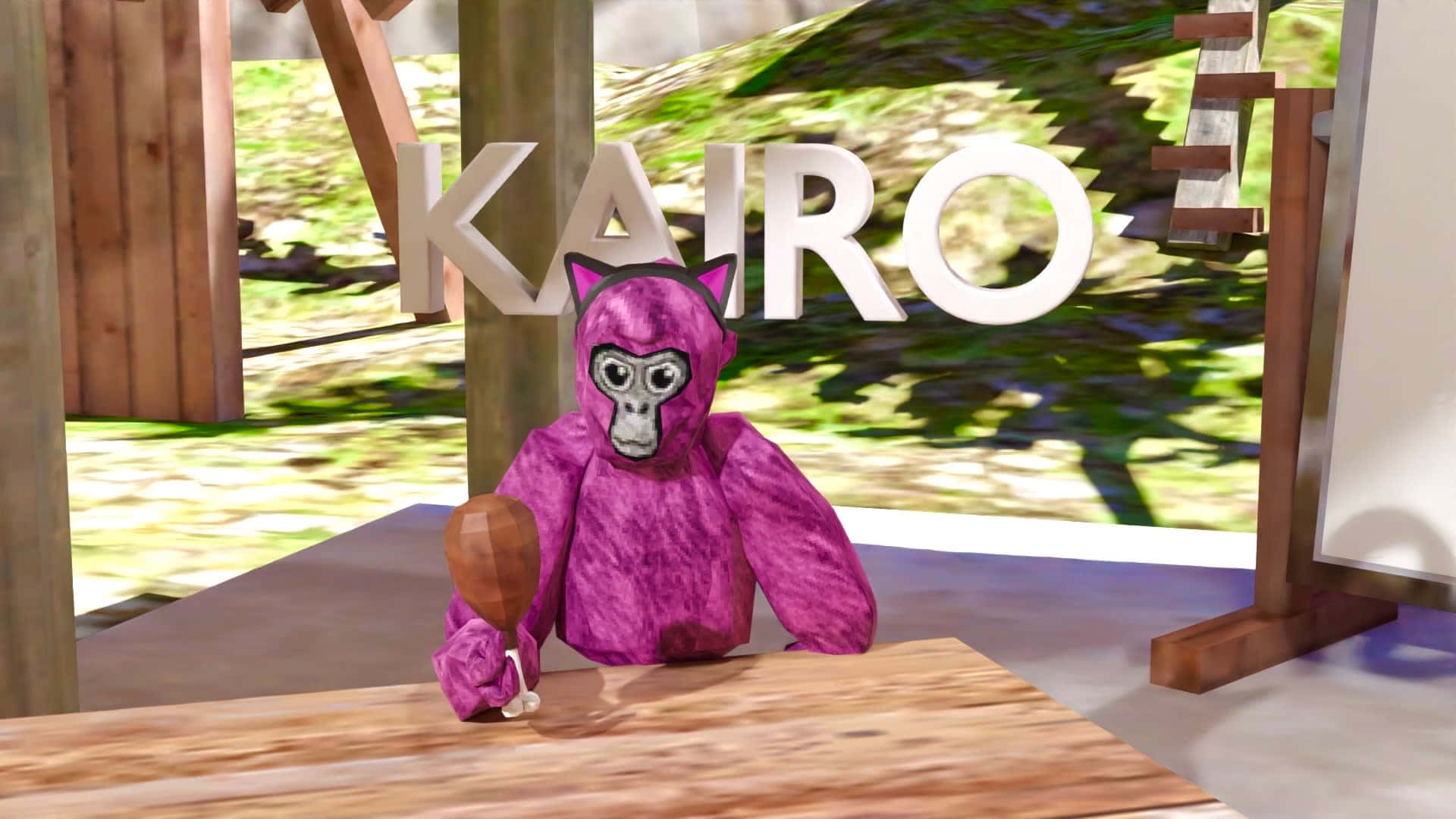 紫色貓狀生物在 'KAIRO' 標誌下的木桌旁手持沙槌。