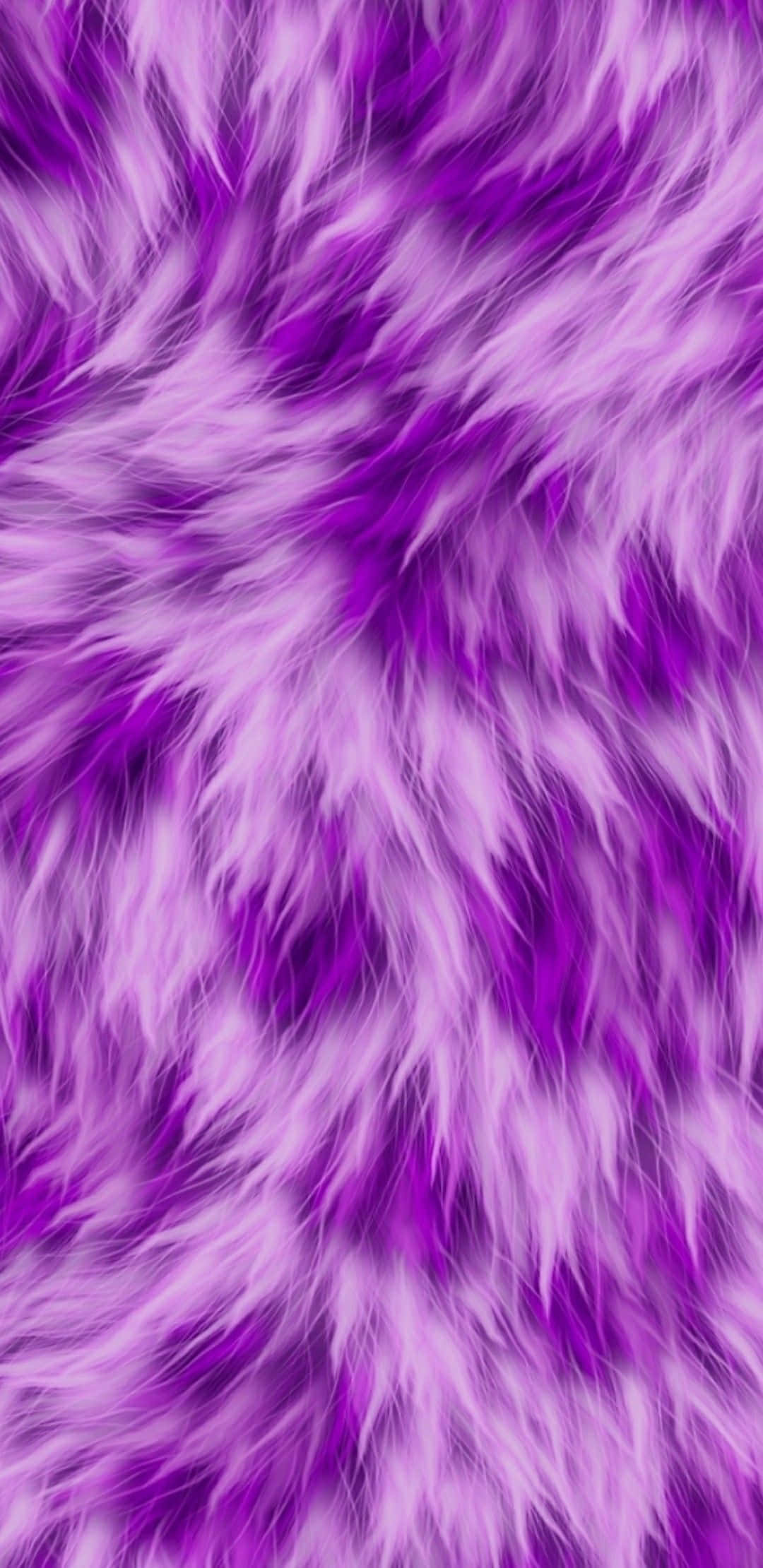 Purple Fur 桌布 壁紙 — 紫色和白色柔軟毛絨的 close-up，柔軟細絲形成紋理抽象圖案。