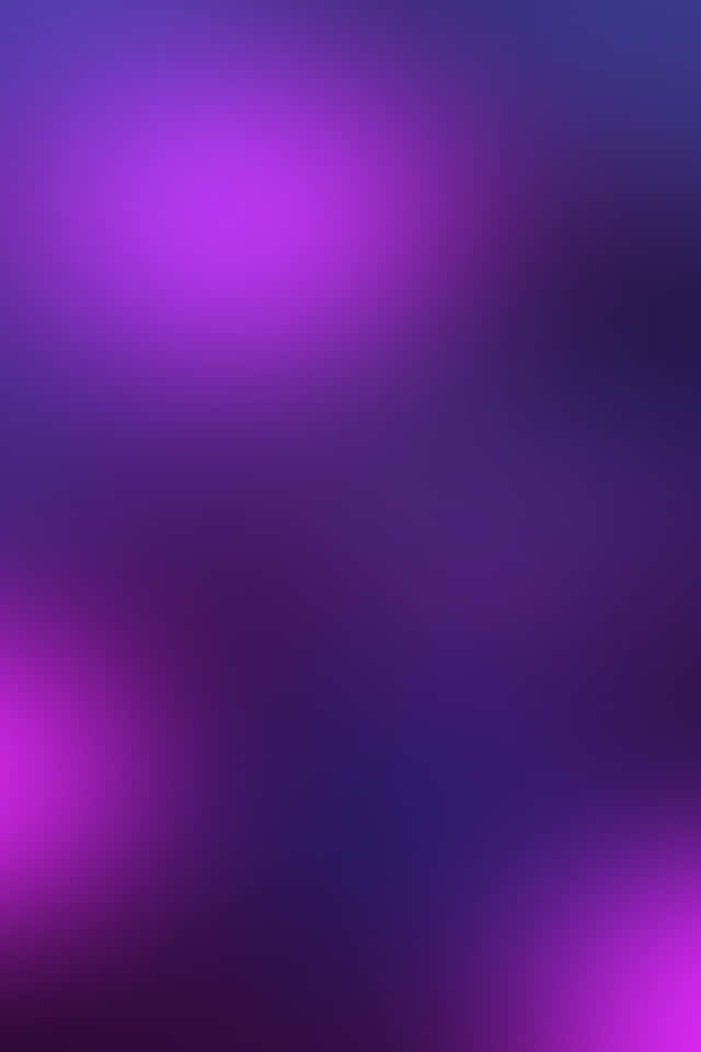 Purple Phone 桌布 壁紙 — 紫色和紫羅蘭色的柔和漸變，融合成夢幻般的抽象背景。