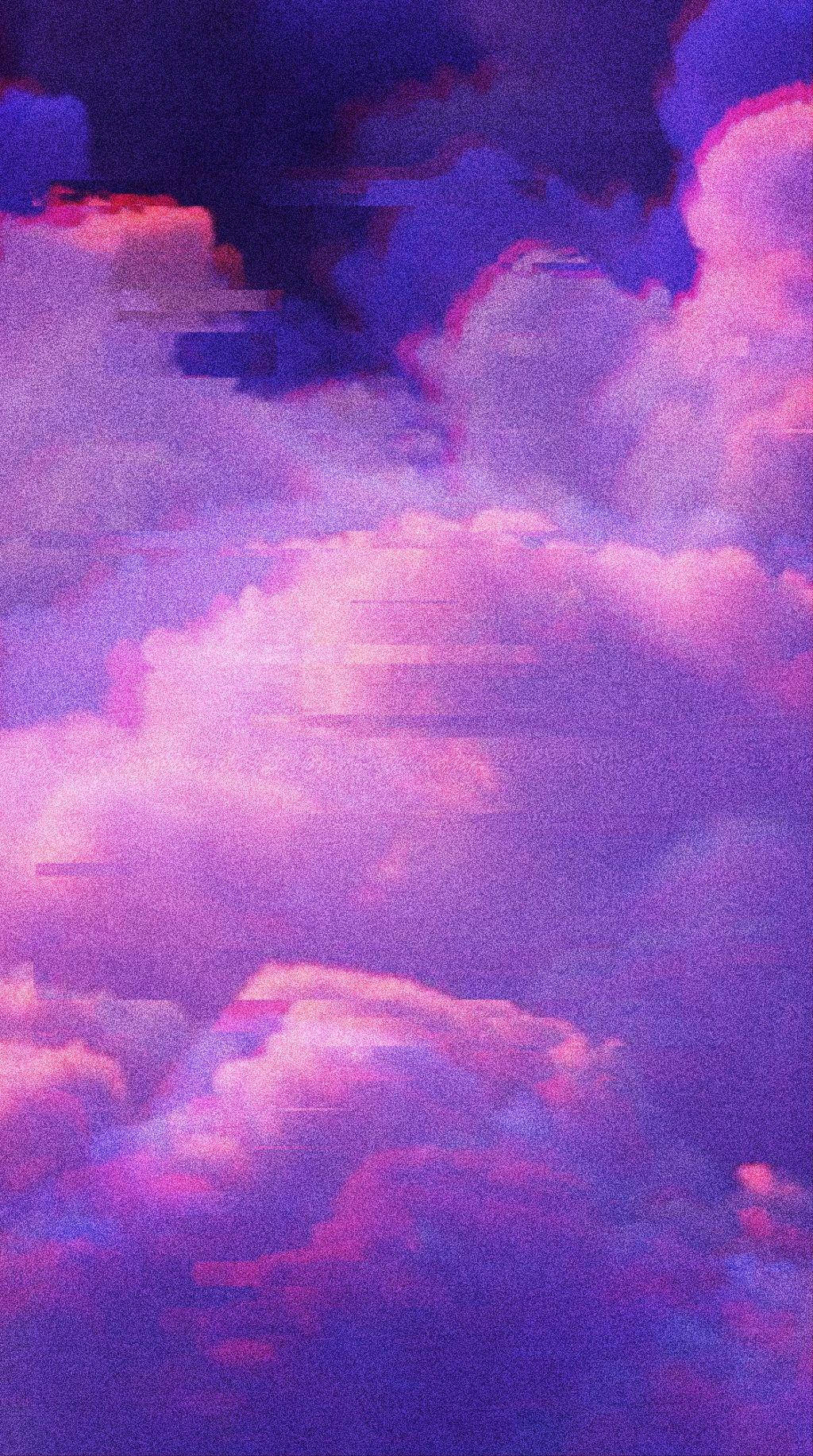 紫色天空與雲朵 壁紙