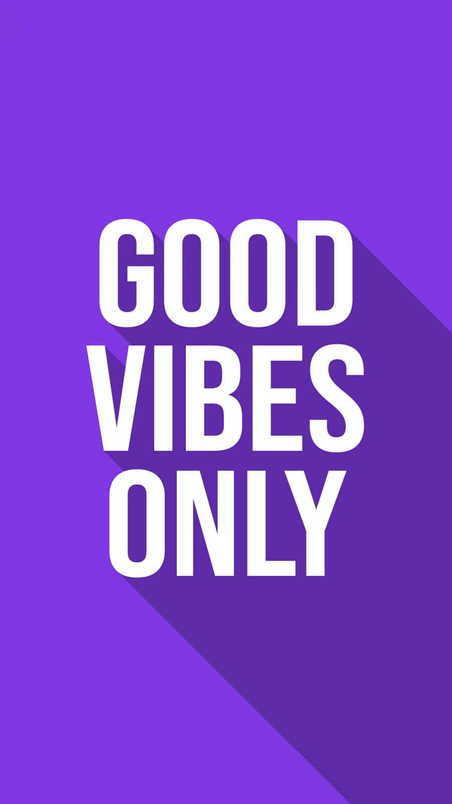 紫色漸變背景上的 good vibes only 勵志文字