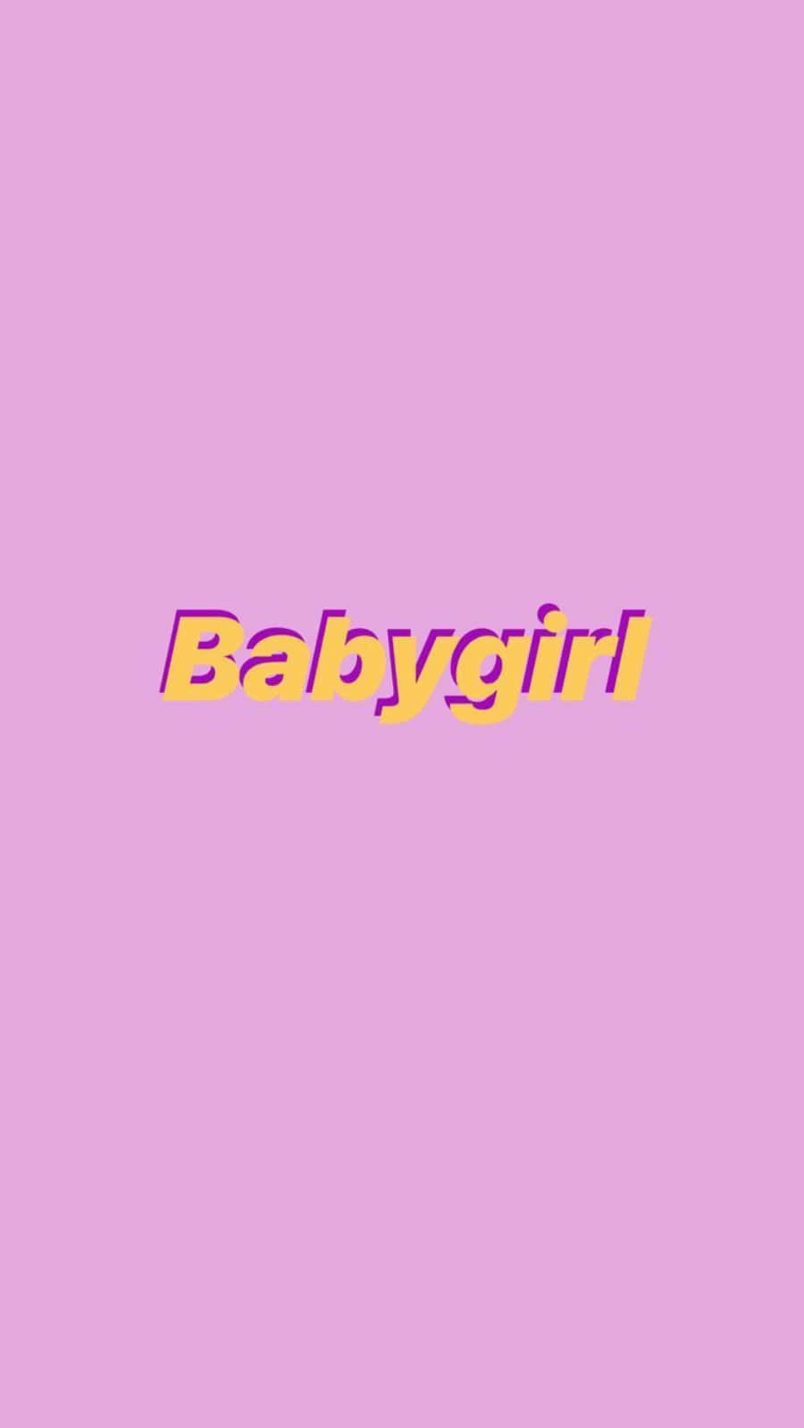 粉紅色背景，帶有粗體黃色文字「Babygirl」和紫色輪廓。