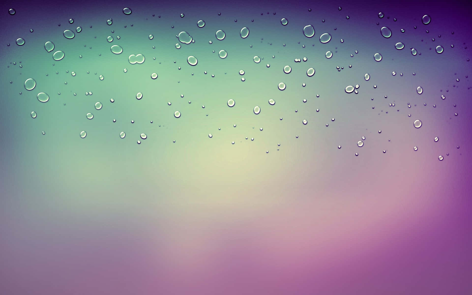 玻璃上的雨滴搭配粉彩漸變背景