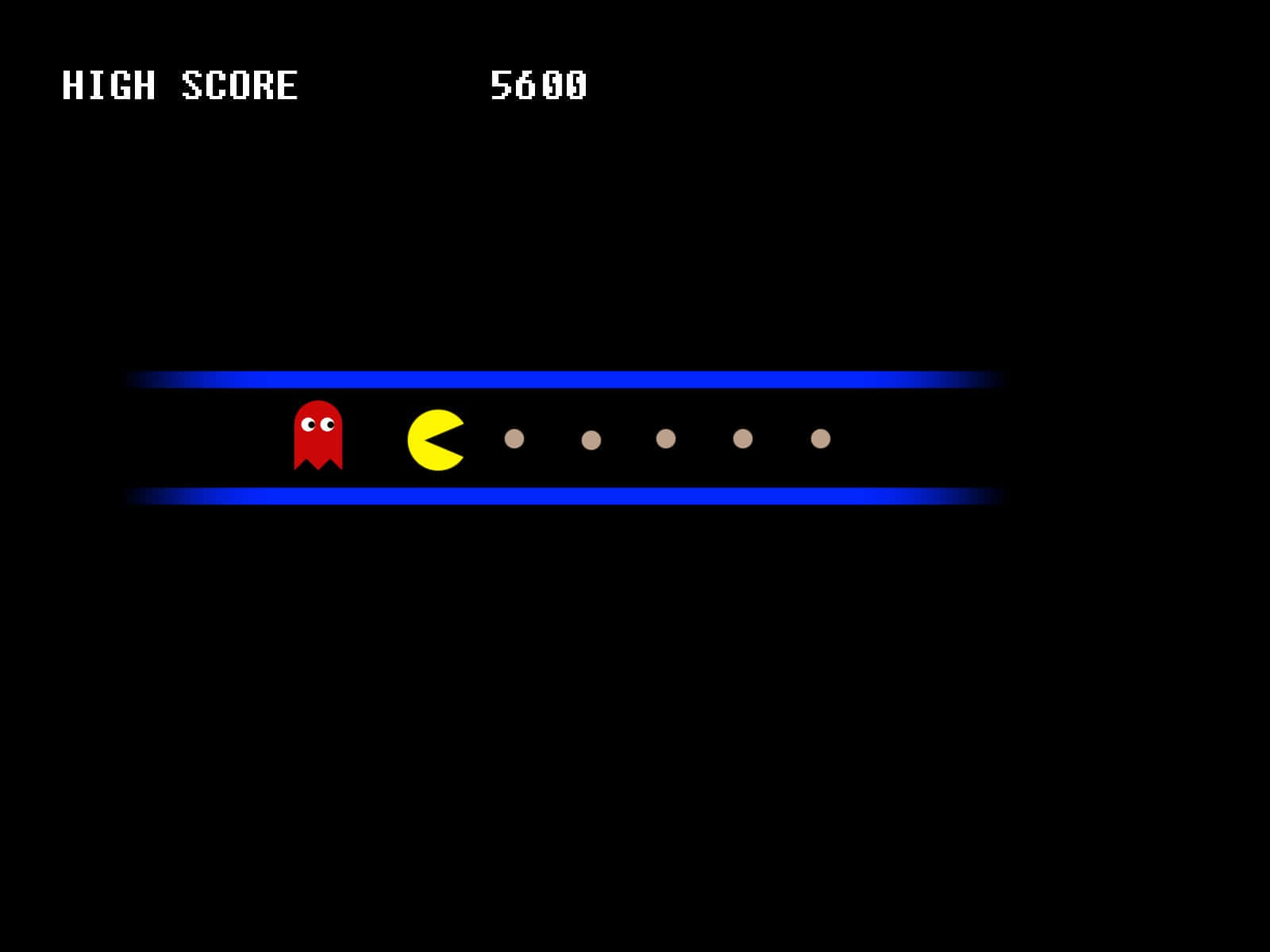 pac man 桌布 壁紙 — 經典 Pacman 遊戲場景，黃色 Pacman 在黑色背景上面對紅色鬼魂，最高分數 5600。