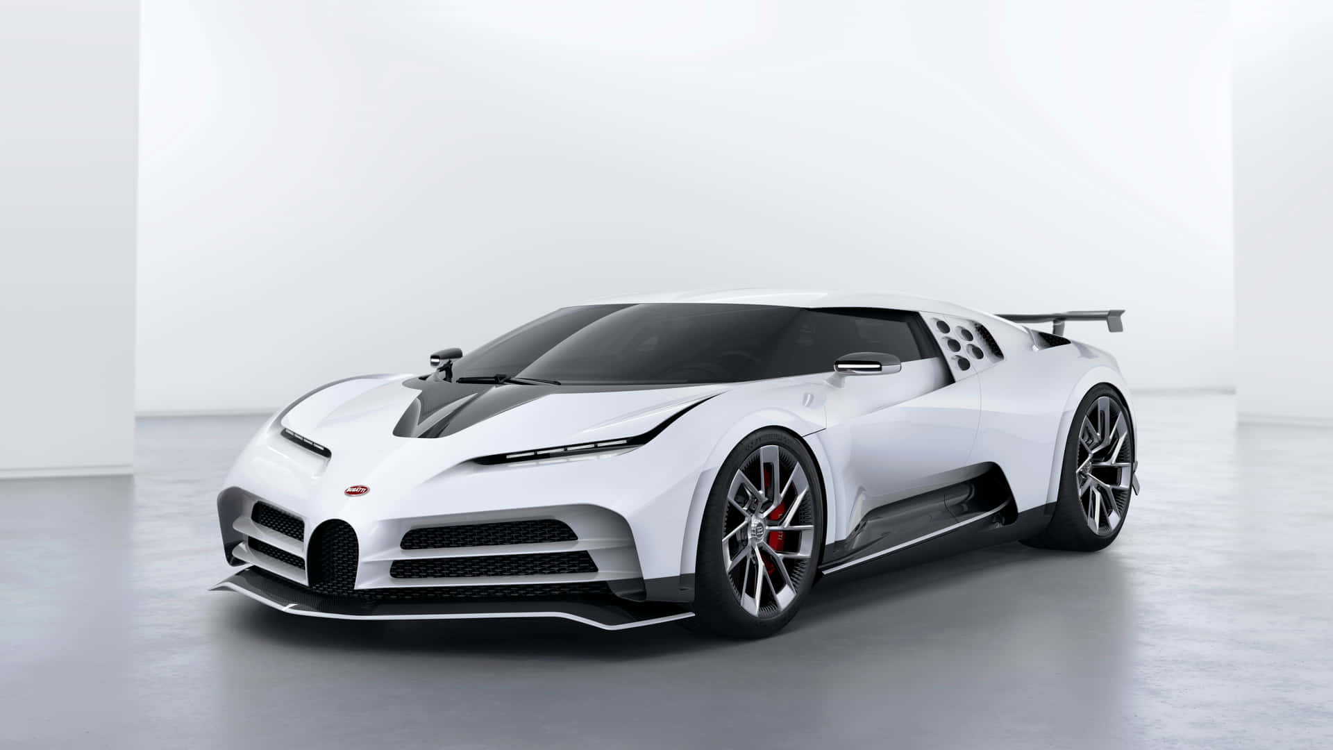 白色Bugatti超跑，帶有黑色飾件和紅色制動器，在工作室環境中。