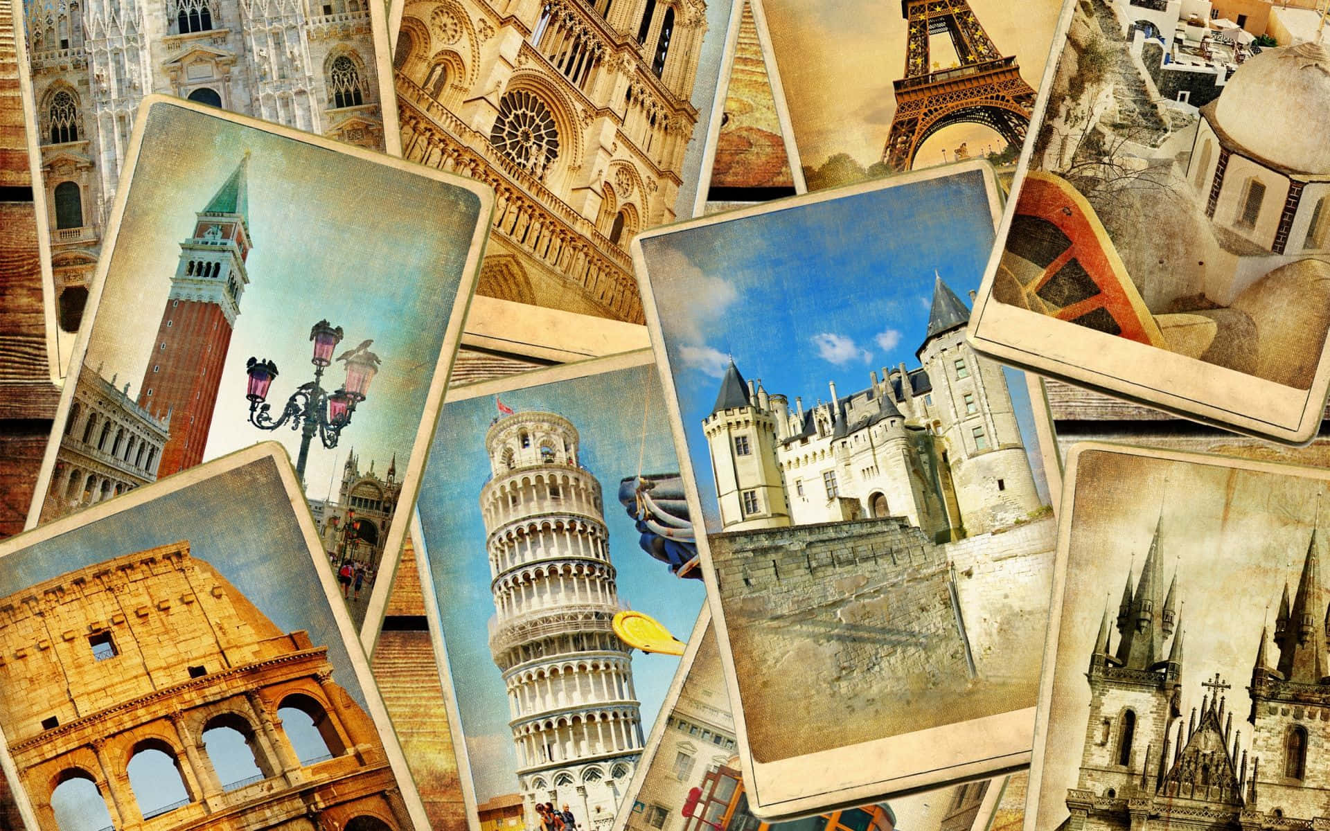 3d Travel 桌布 壁紙 — 經典的寶麗來照片，展示艾菲爾鐵塔和羅馬競技場等標誌性全球地標，以懷舊拼貼風格重疊。