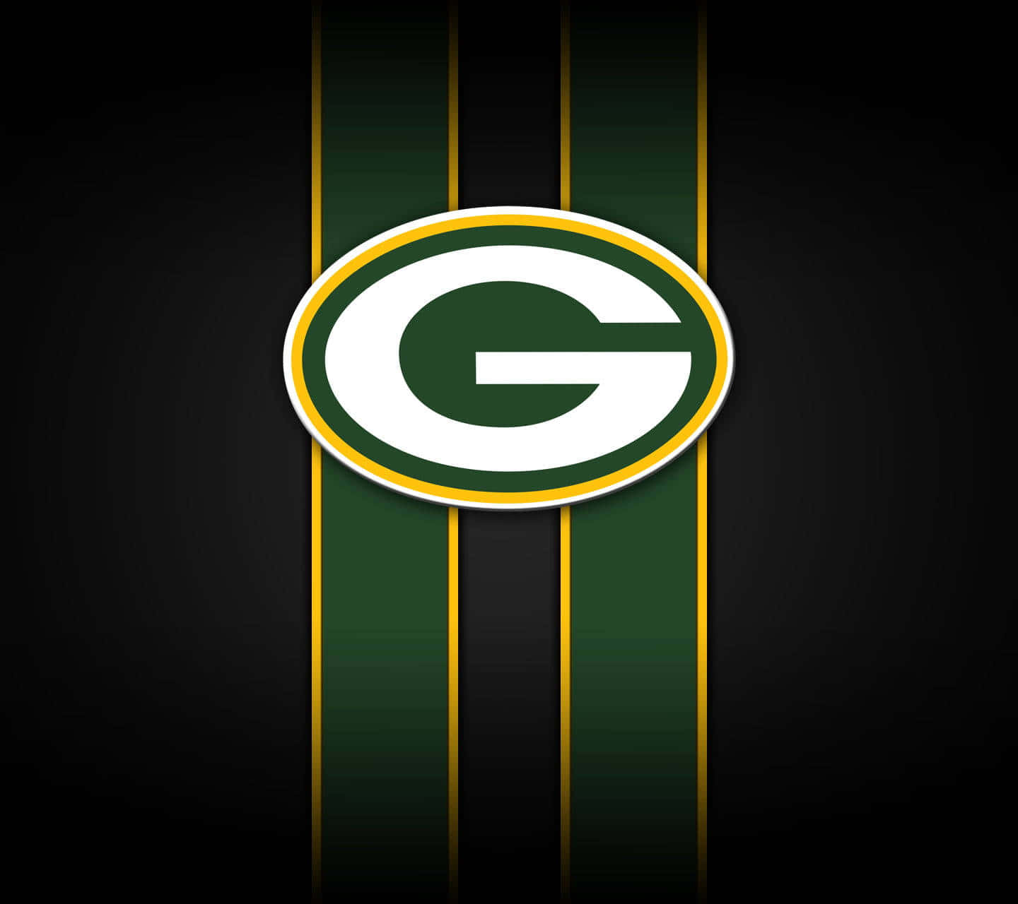 Packers 桌布 壁紙 — 綠灣包裝工隊標誌居中於帶有垂直綠色和金色條紋的深色背景上。