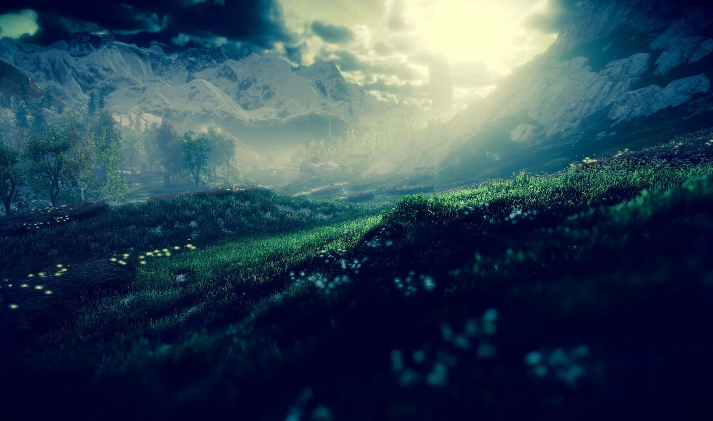 綠野山巒與流雲 壁紙 — 陽光穿透暴風雲，照亮了一個霧氣瀰漫的山谷，前景有積雪覆蓋的山峰和發光的蘑菇。
