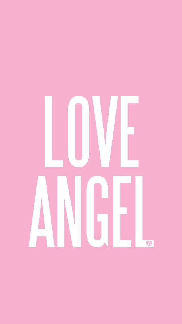 維多利亞的秘密愛天使 壁紙 — 粗體白色文字 LOVE ANGEL 居中於純色粉彩粉紅背景上。