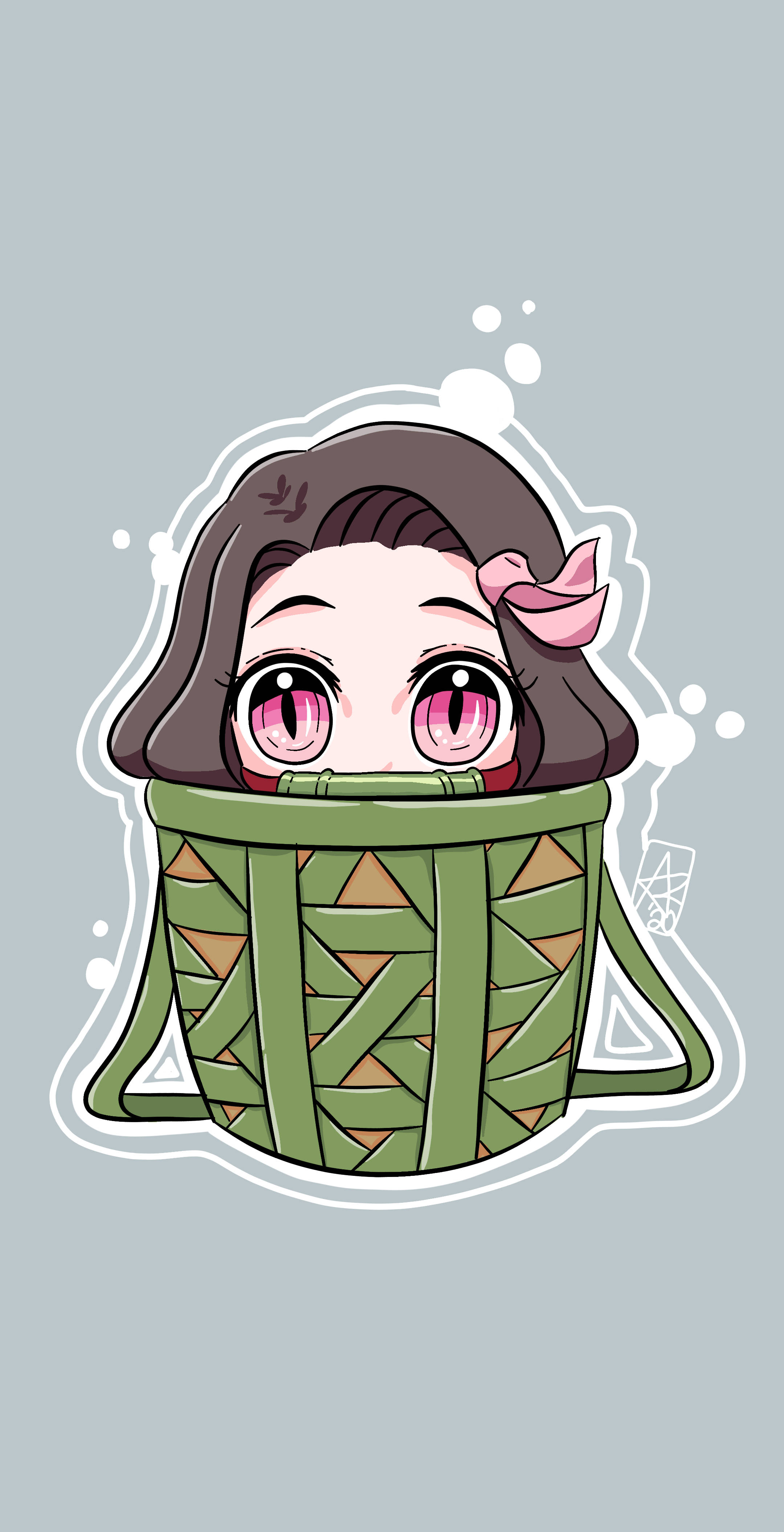 綾瀨奈子手機圖案 小籃子造型 壁紙 — 一個可愛的動漫女孩，粉紅色眼睛和棕色頭髮，從一個綠色編織籃子裡探出頭來，背景是柔和的灰色。