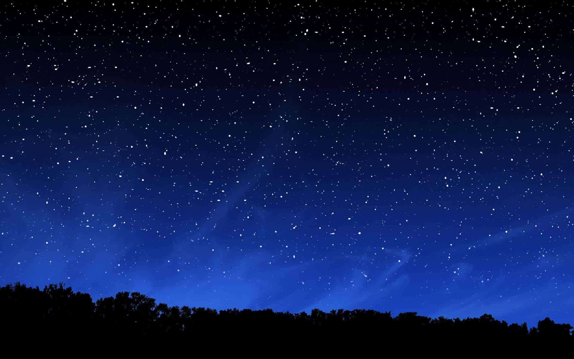 繁星與樹木的夜空 壁紙 — 深藍色天空下，黑暗森林輪廓上方，佈滿無數星辰的壯麗夜空。