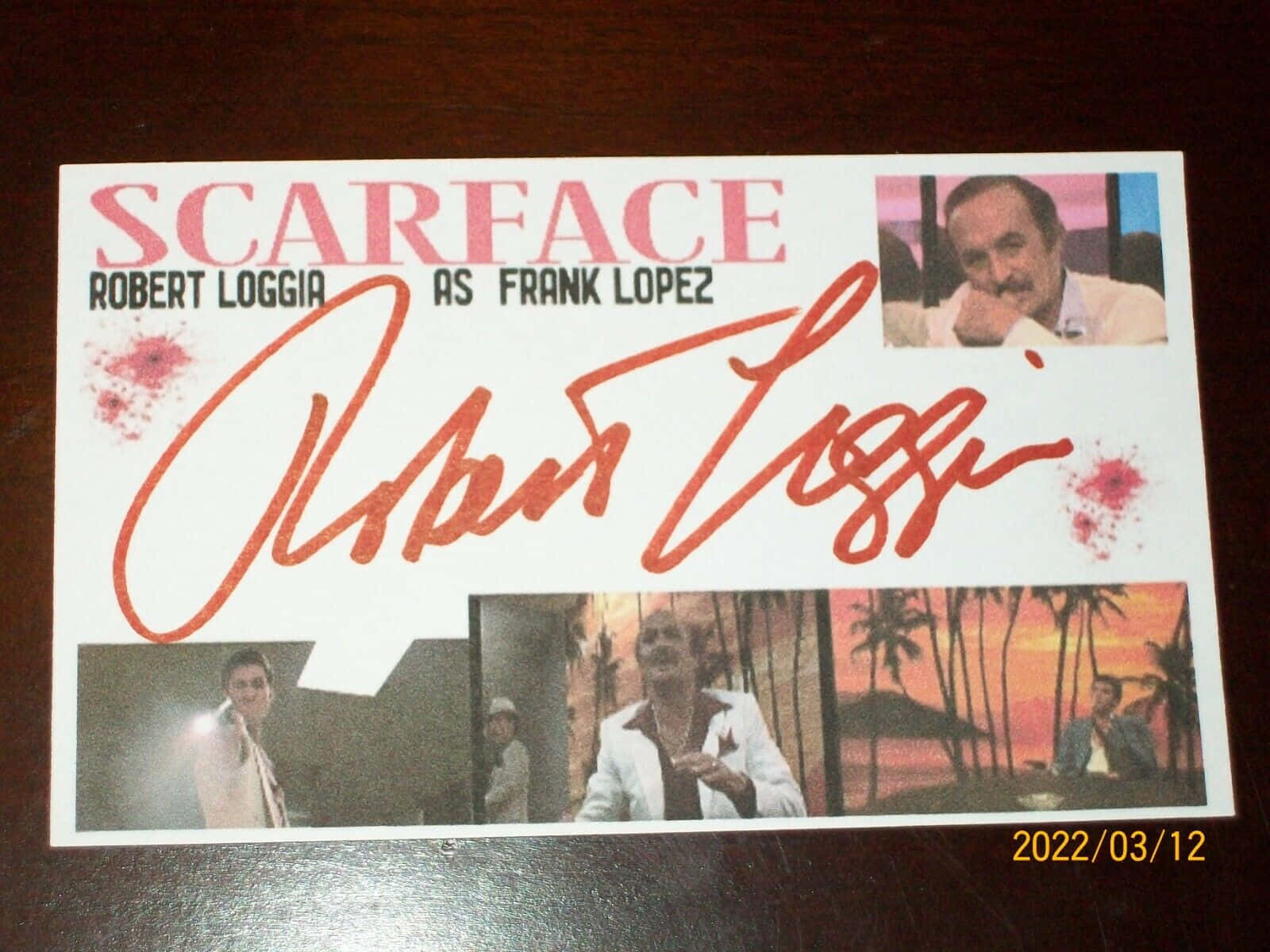 Scarface 電影卡，有 Robert Loggia 嘅簽名同電影劇照。