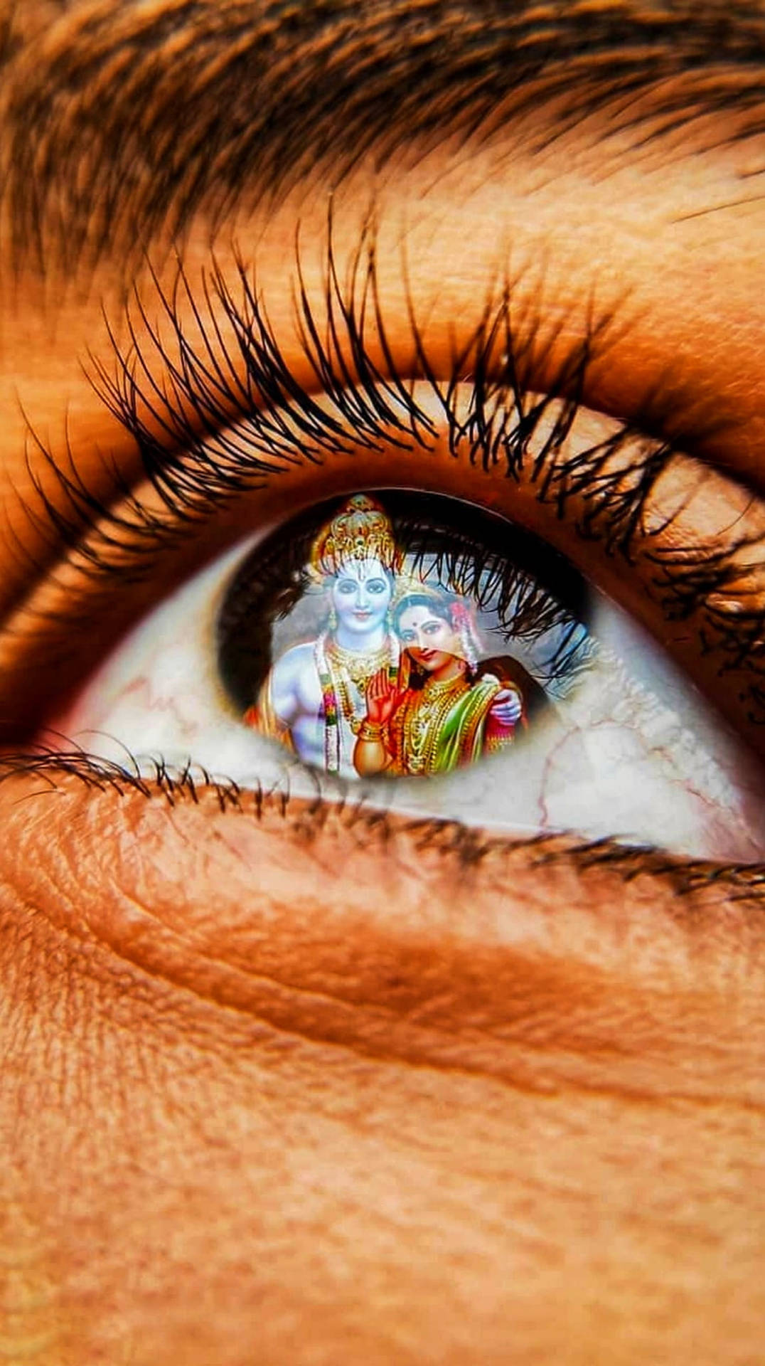 人類眼睛在虹膜中反射印度教神祇